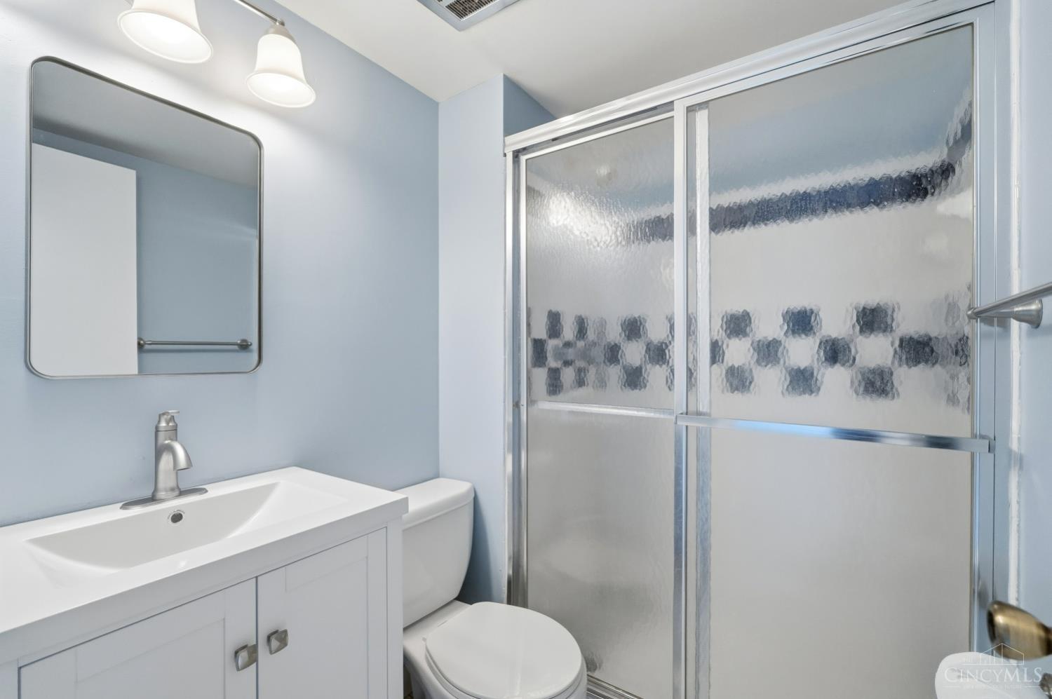 7752 Montgomery Road Unit: 3