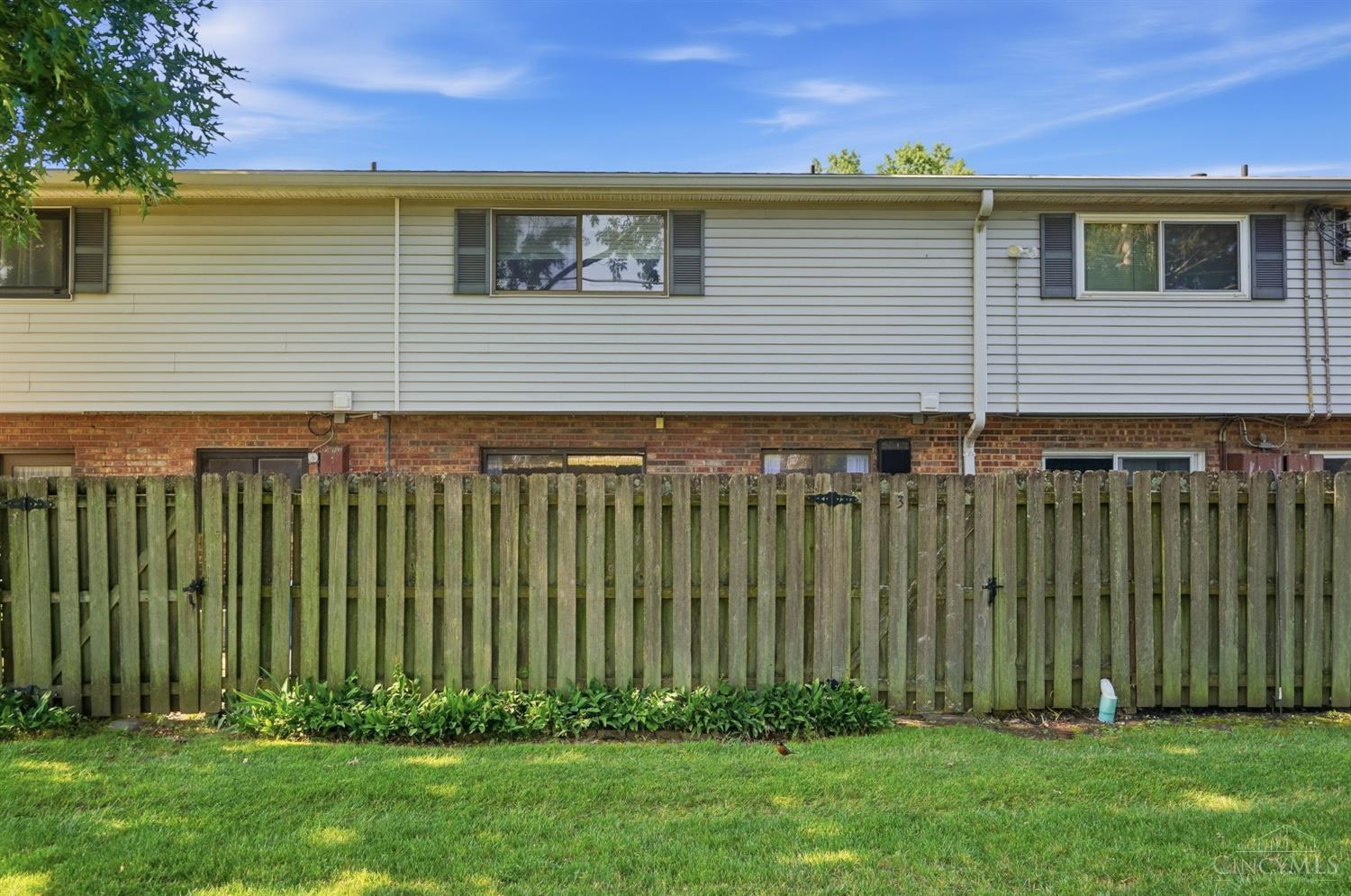 7752 Montgomery Road Unit: 3