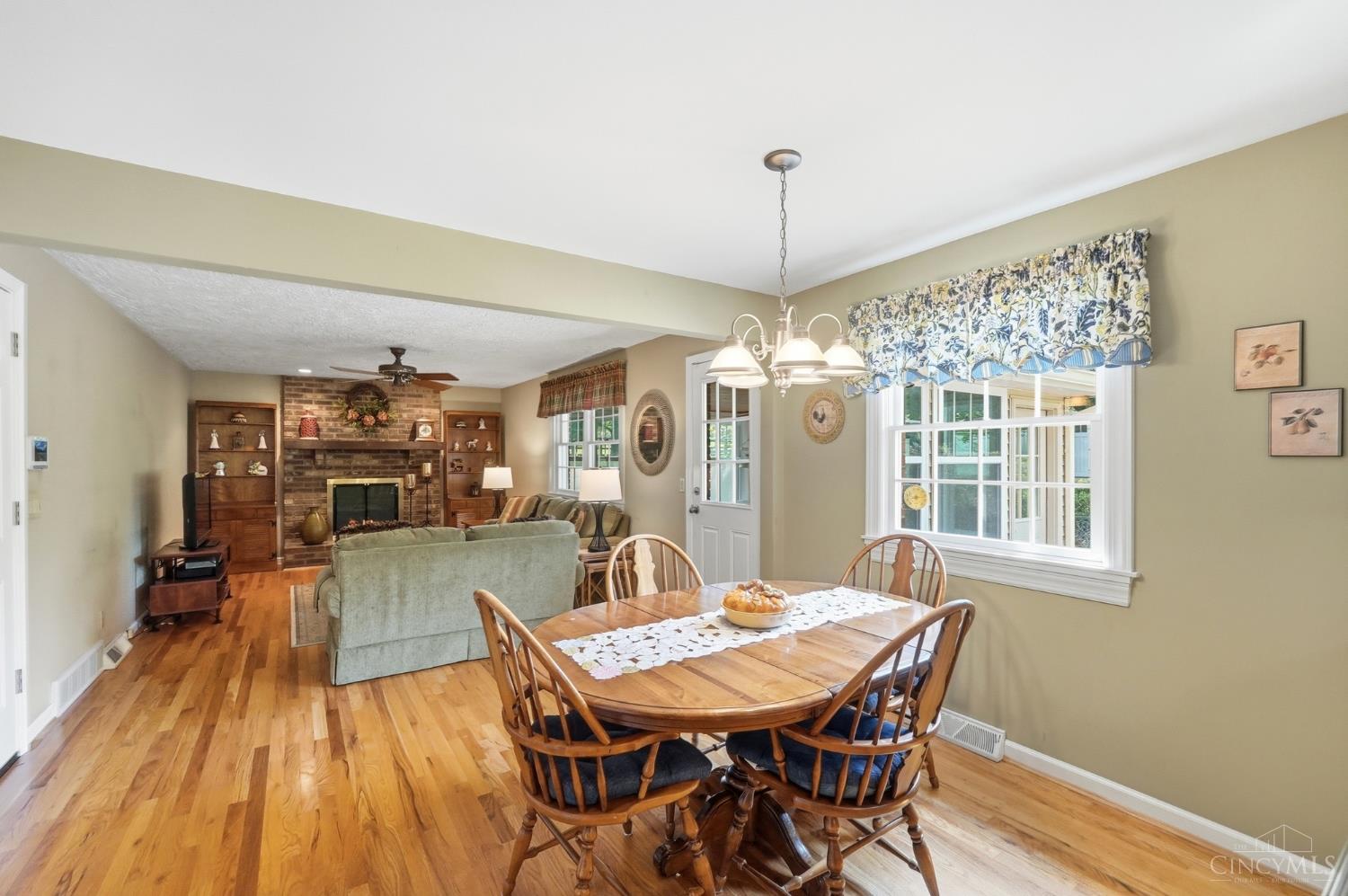 3294 Wheatcroft Drive
