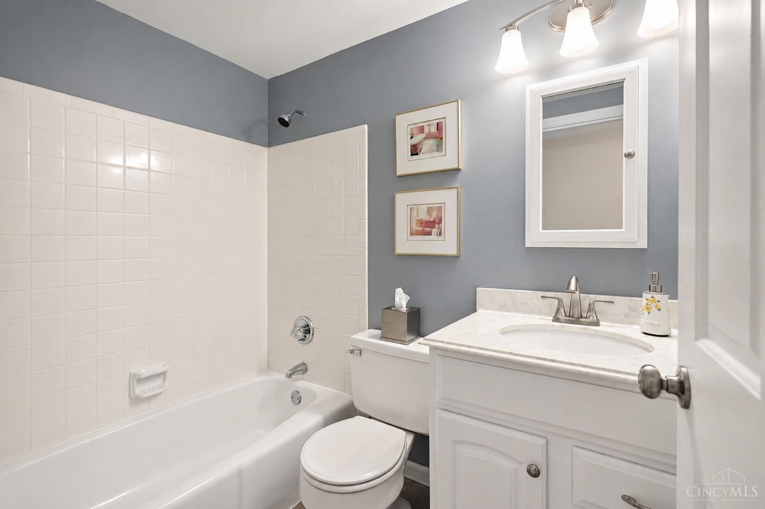 3294 Wheatcroft Drive