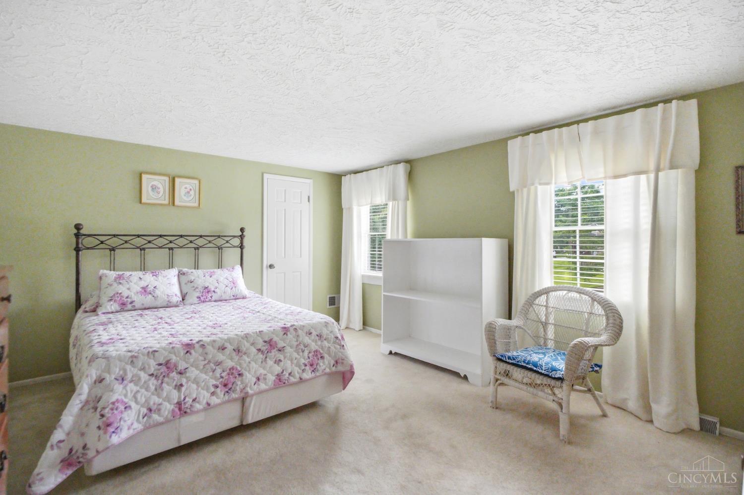 3294 Wheatcroft Drive