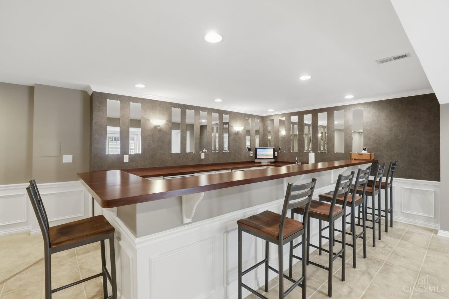 1443 Nauticus Cove