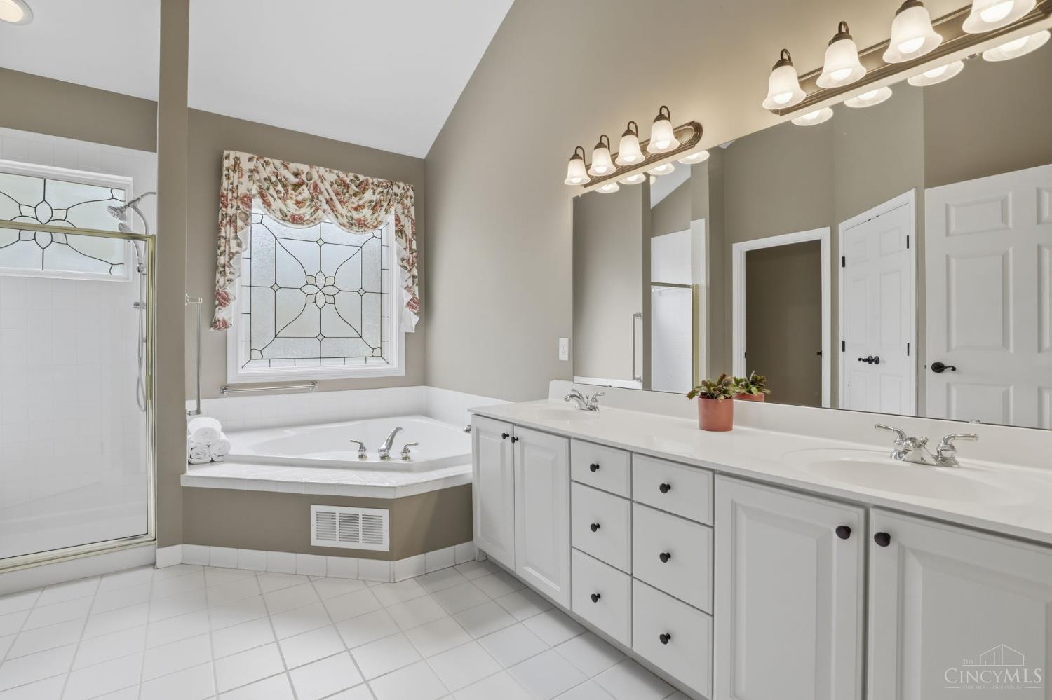 1443 Nauticus Cove