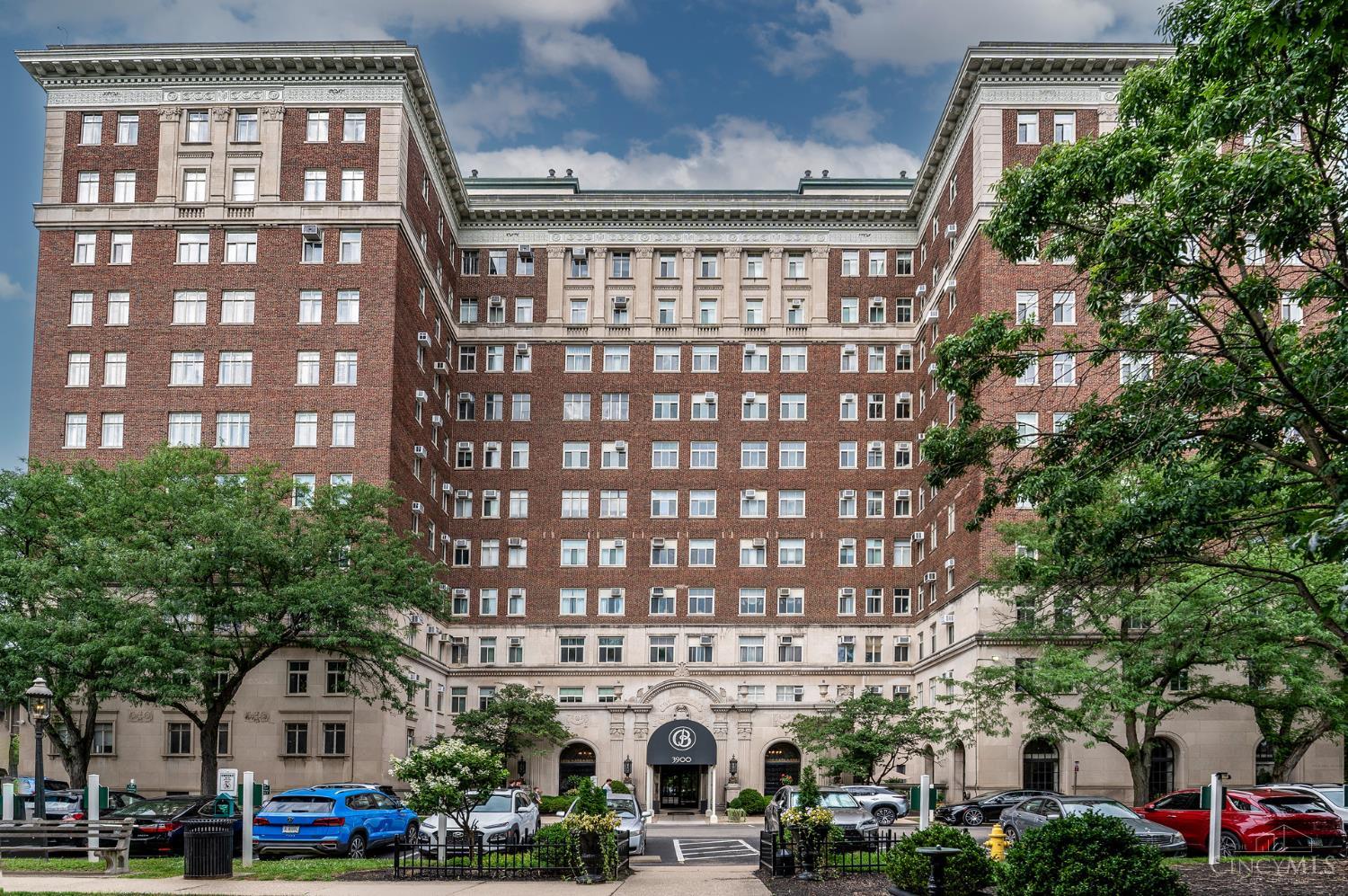 3900 Rose Hill Avenue Unit: 805A