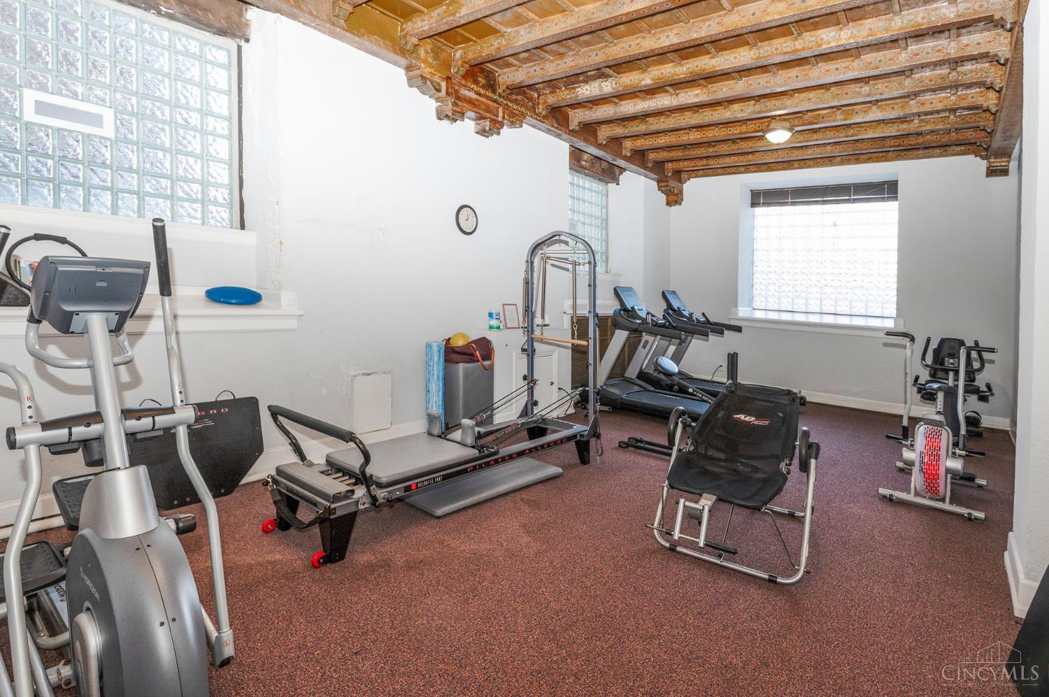 3900 Rose Hill Avenue Unit: 805A