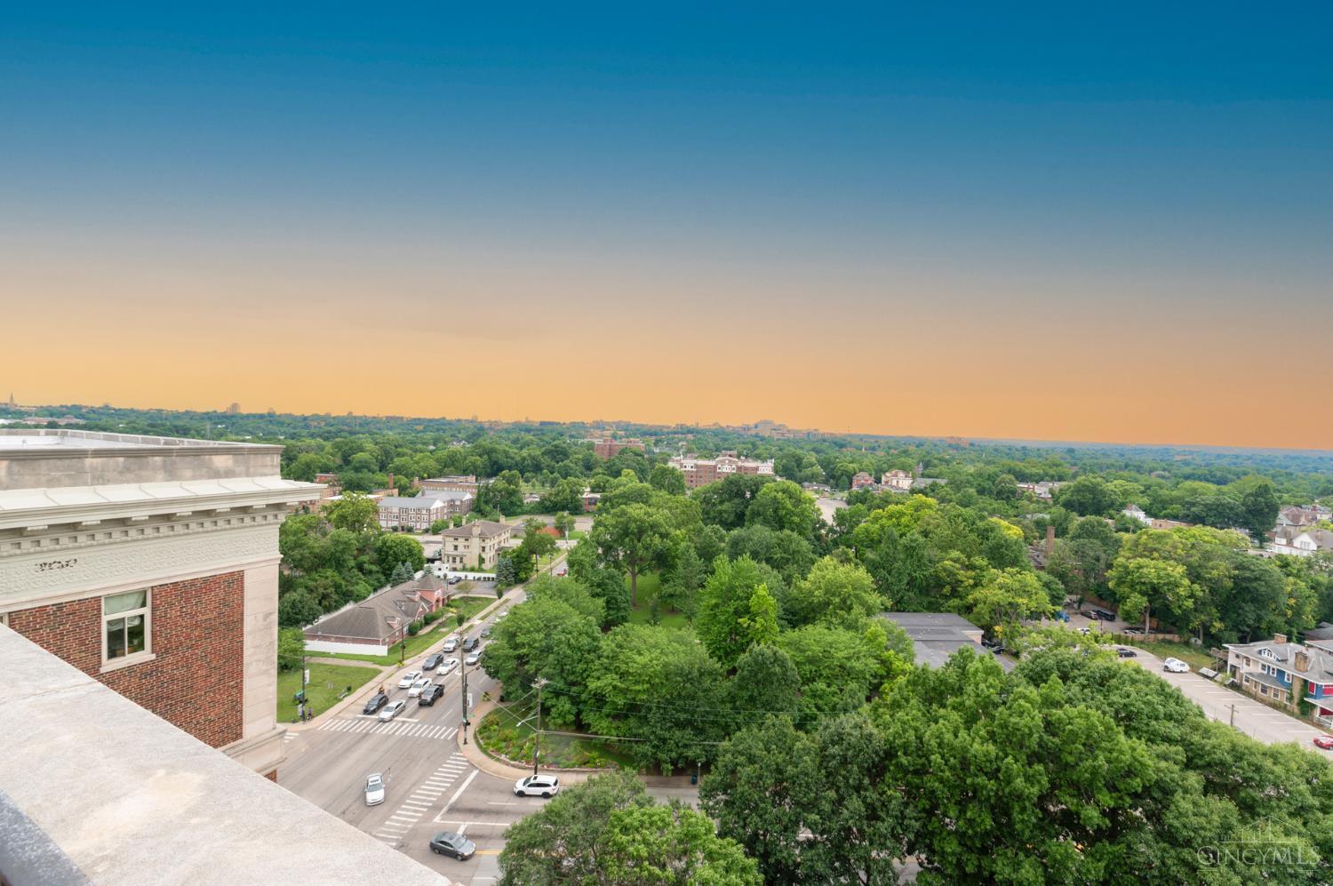 3900 Rose Hill Avenue Unit: 805A
