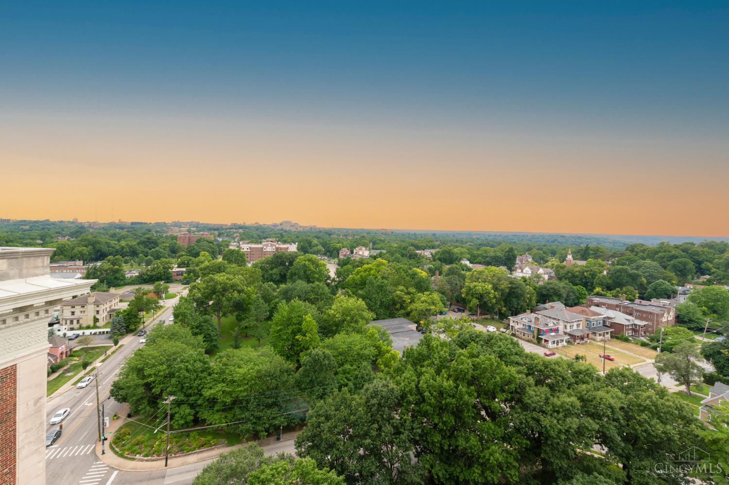 3900 Rose Hill Avenue Unit: 805A