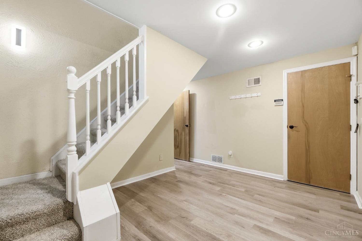 215 Compton Road