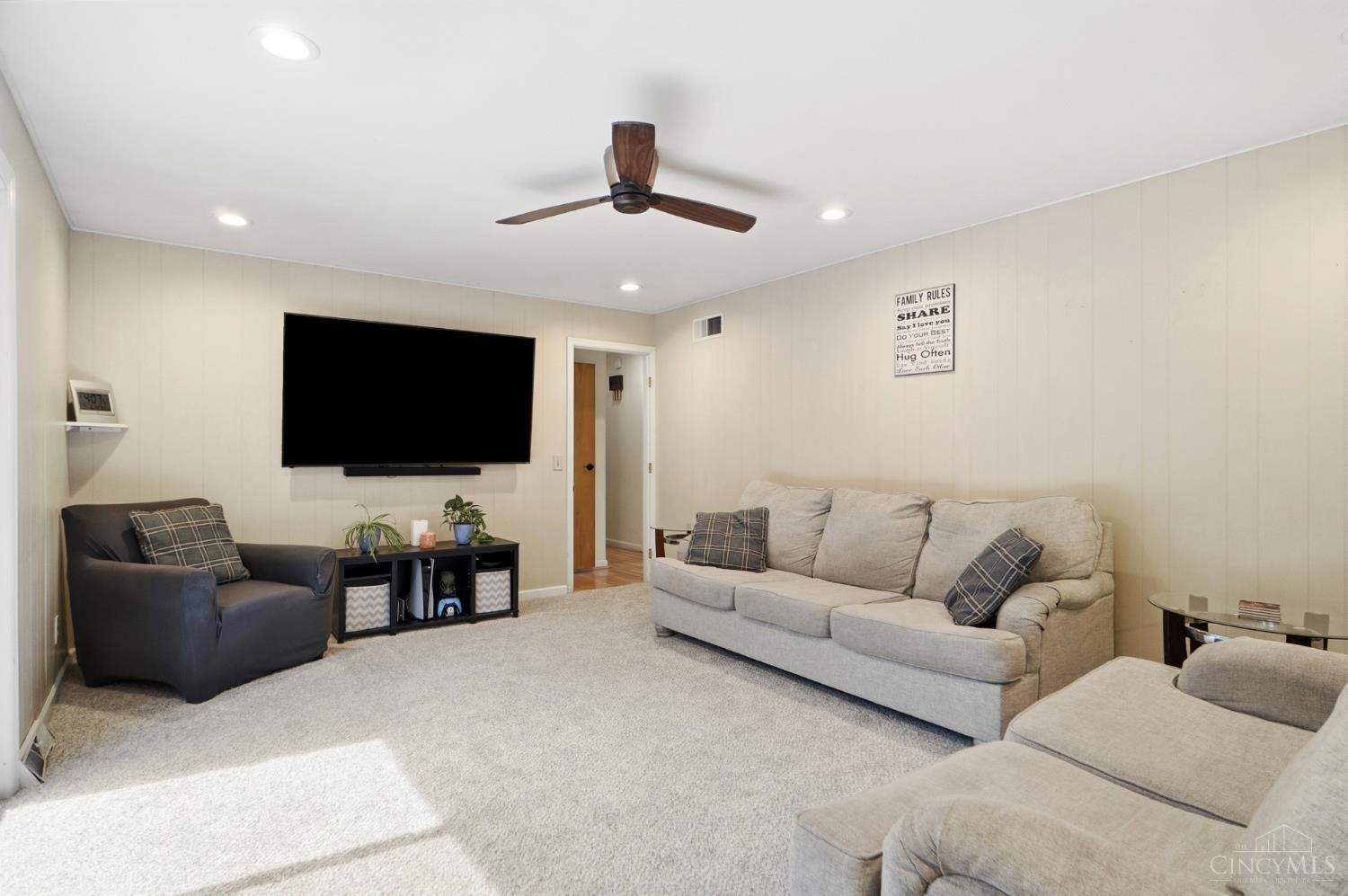 215 Compton Road