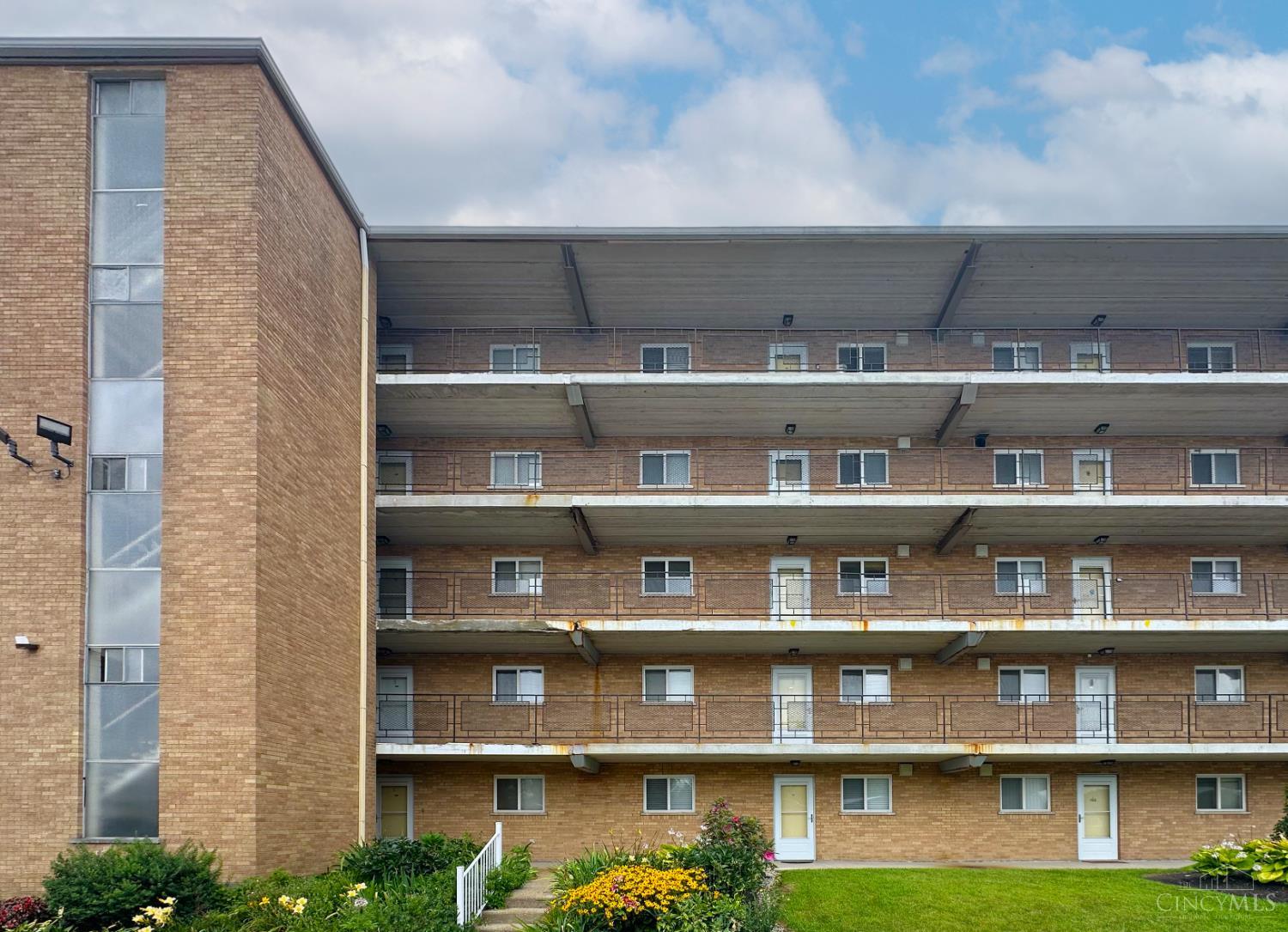 2680 Lehman Road Unit: C302