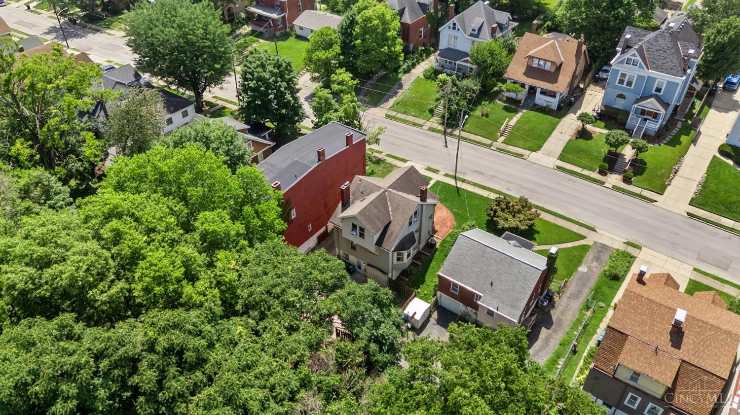 564 Considine Avenue