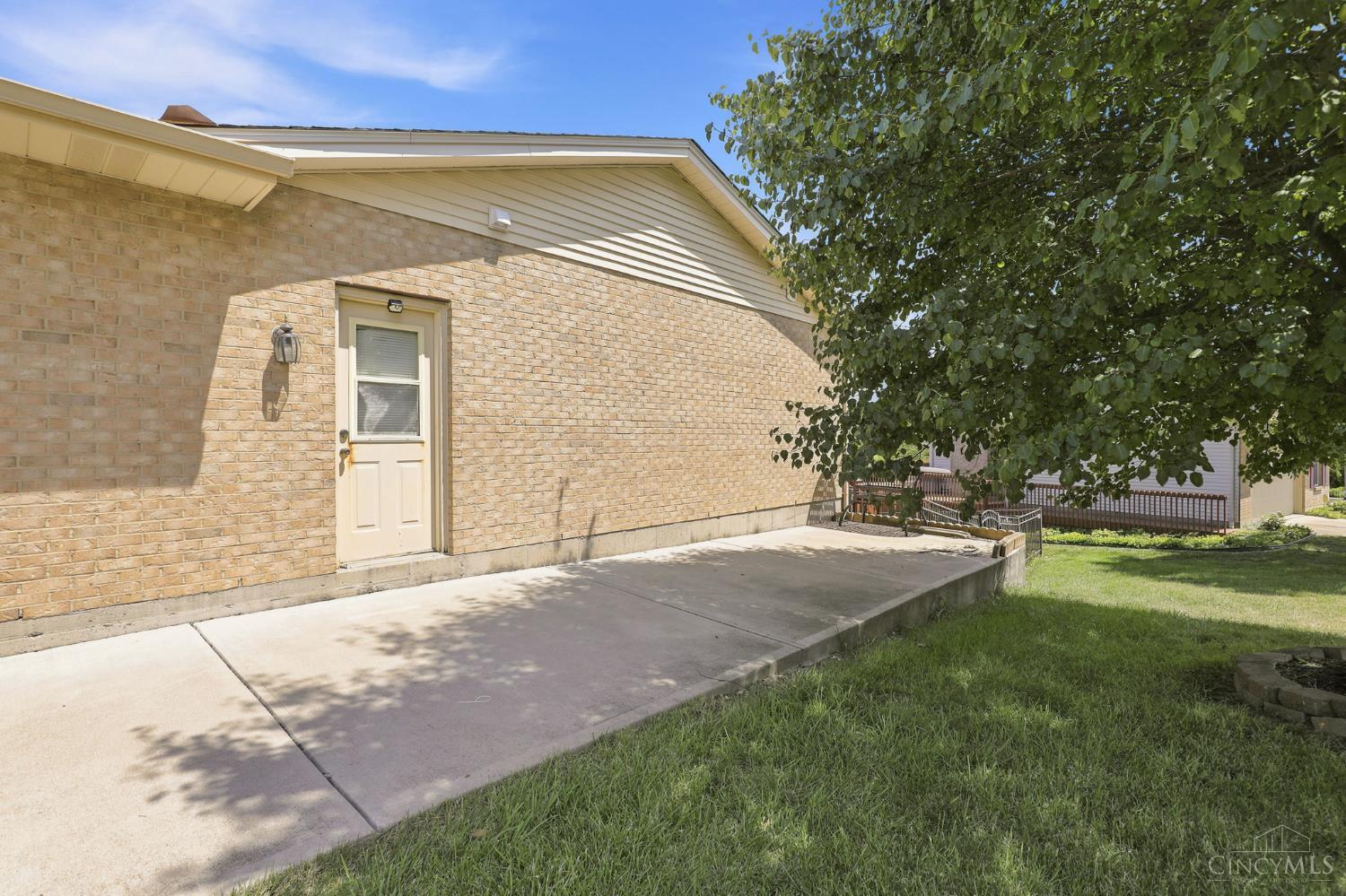 421 Loren Lane