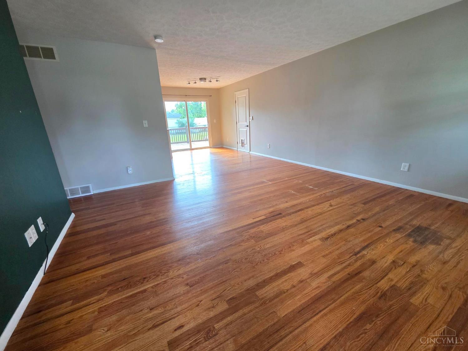 2716 Windon Drive