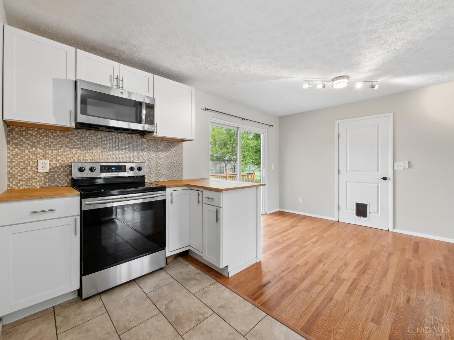 2716 Windon Drive