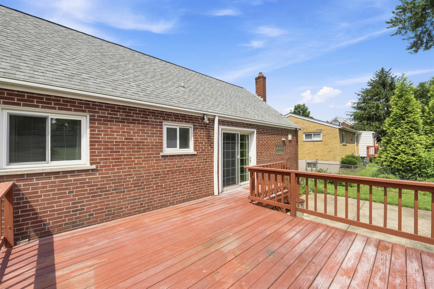 5551 Antoninus Drive