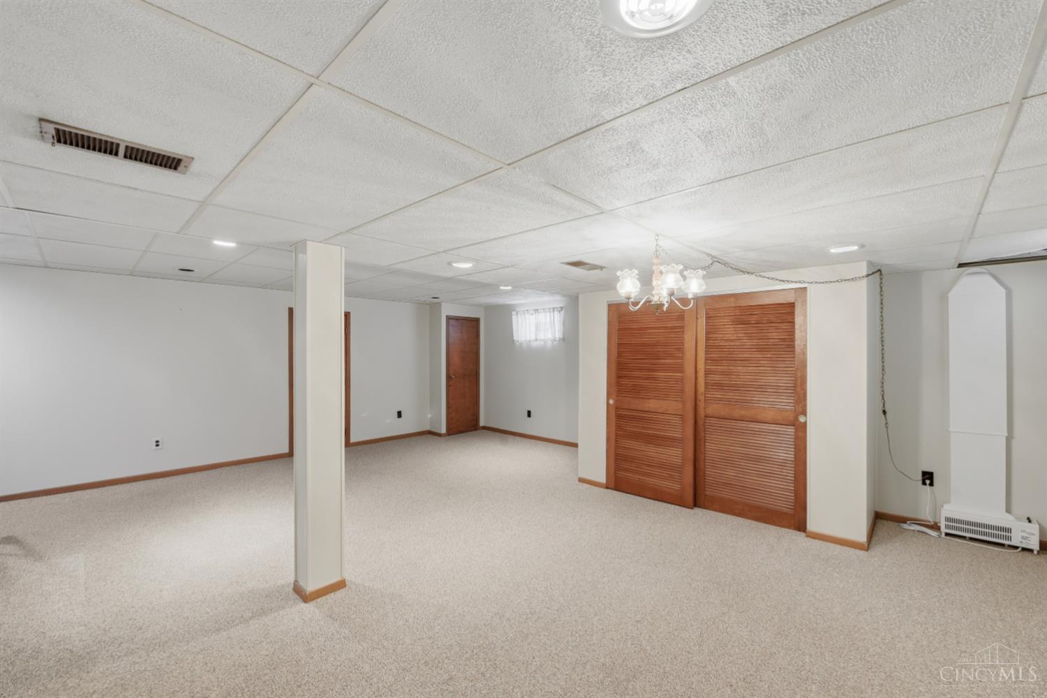 5551 Antoninus Drive