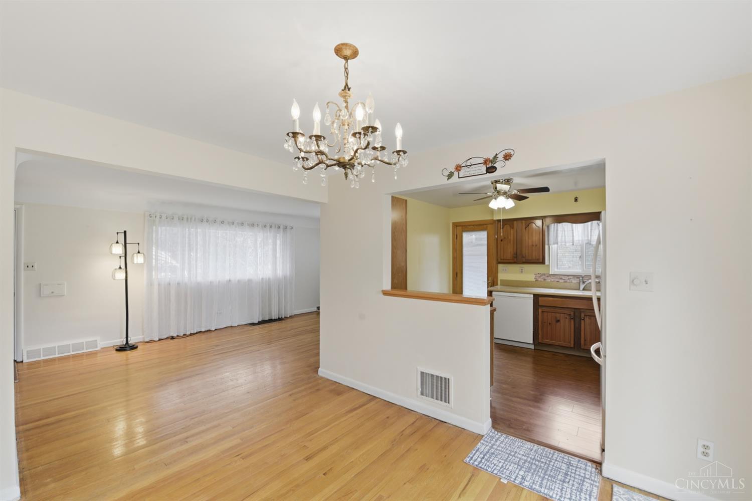 5551 Antoninus Drive