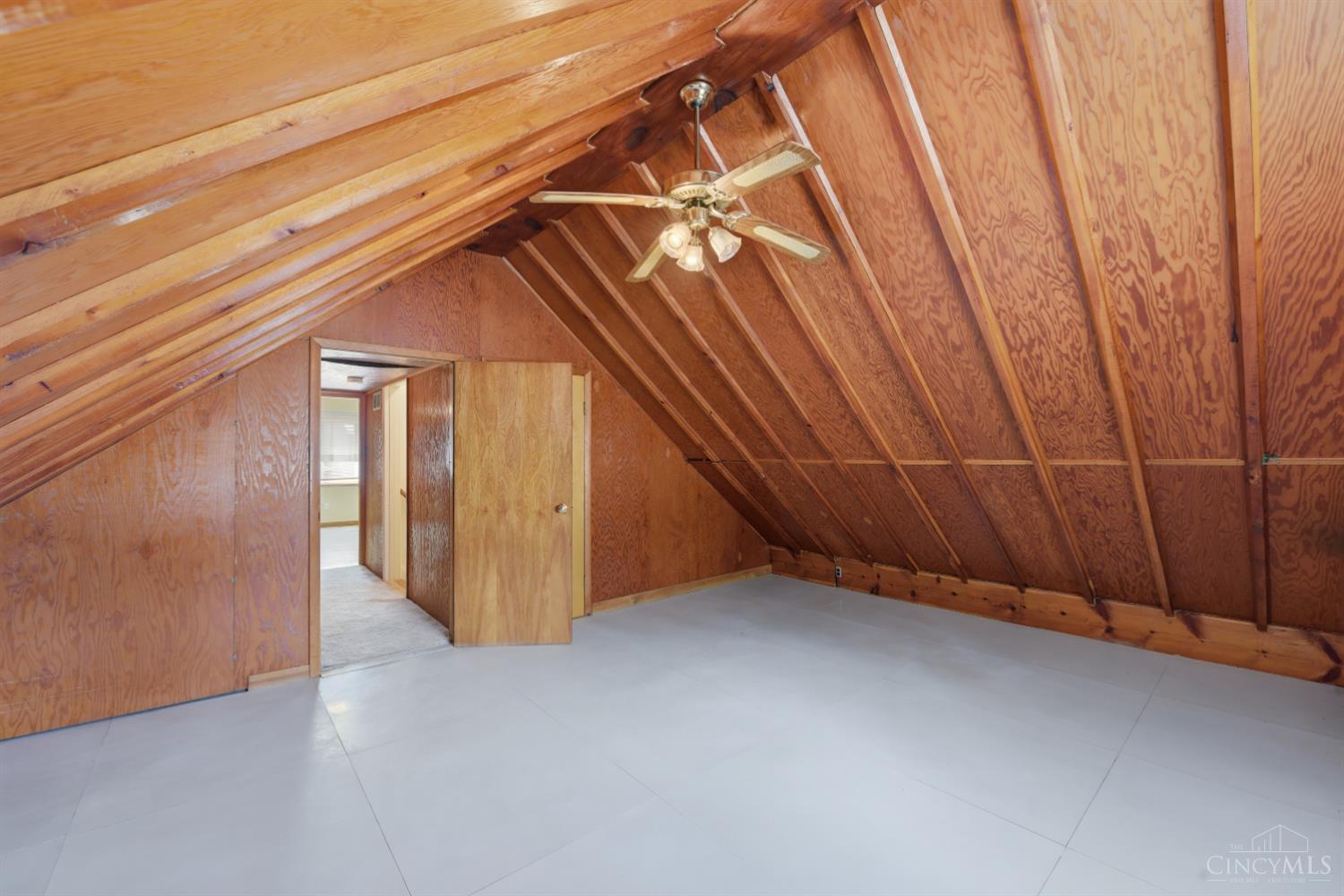 5551 Antoninus Drive
