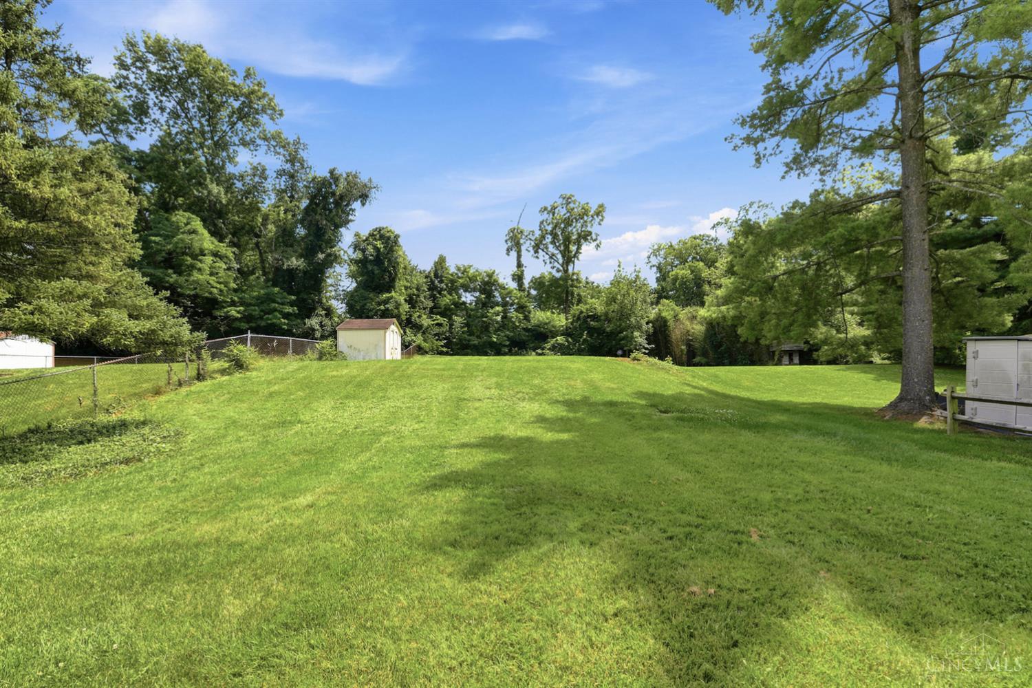 5551 Antoninus Drive