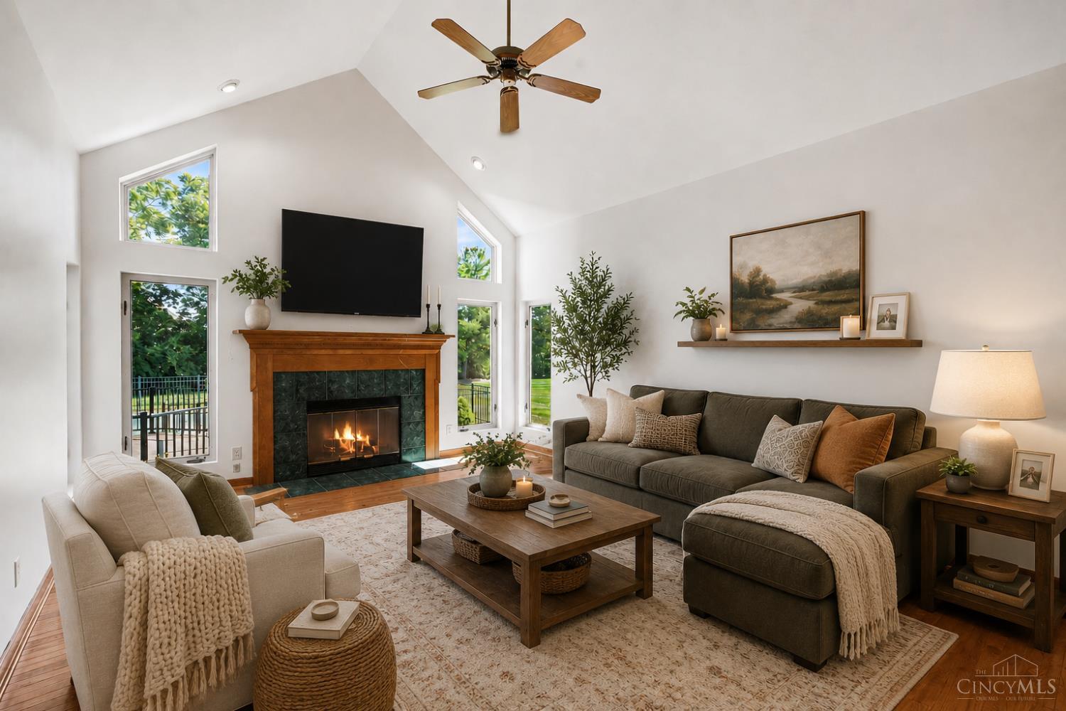 3416 Surrey Lane