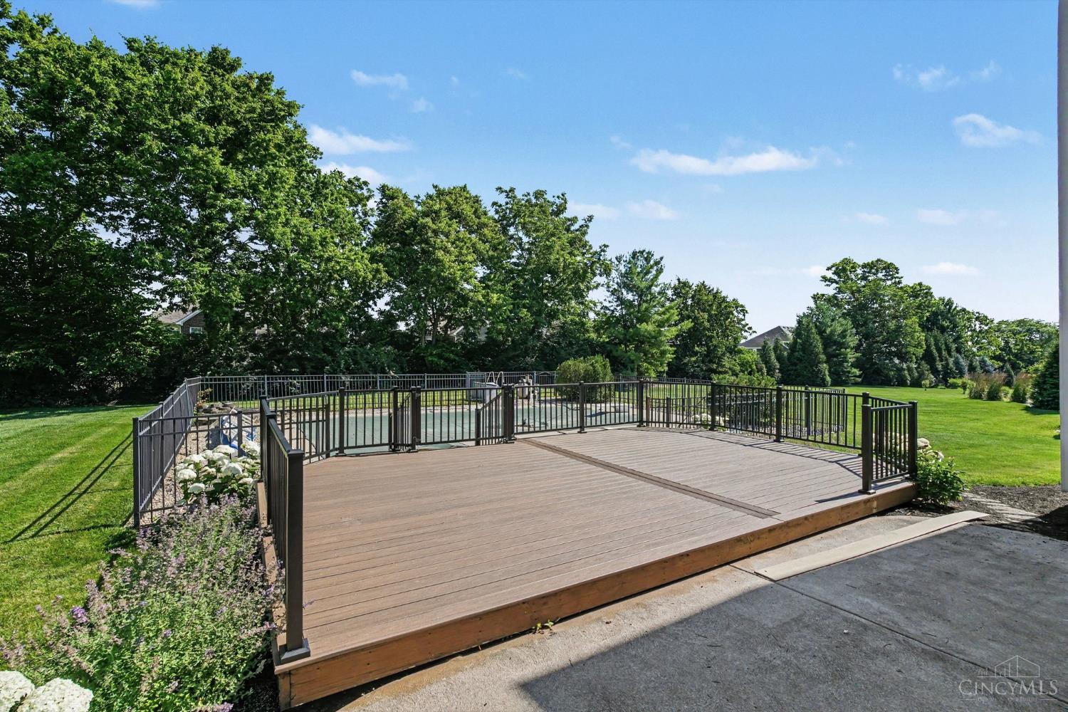 3416 Surrey Lane