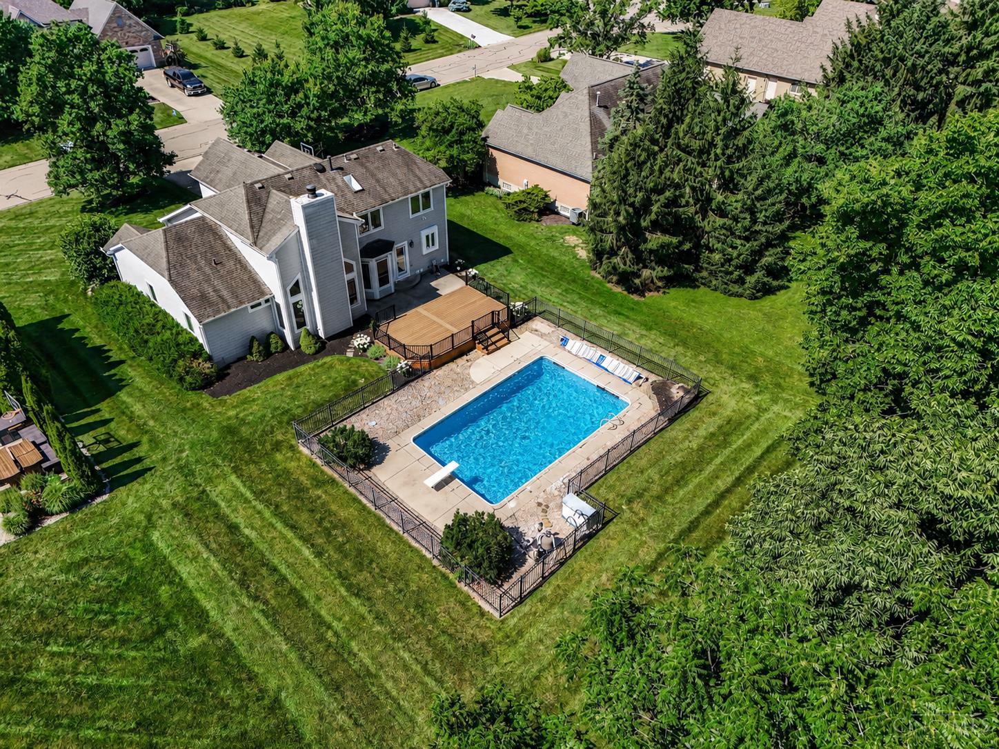 3416 Surrey Lane