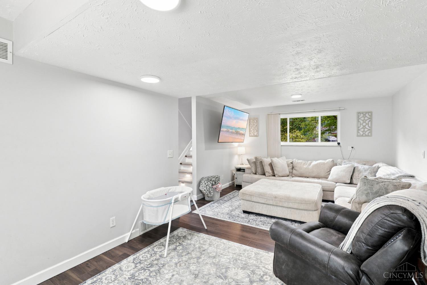 6017 Grist Mill Court