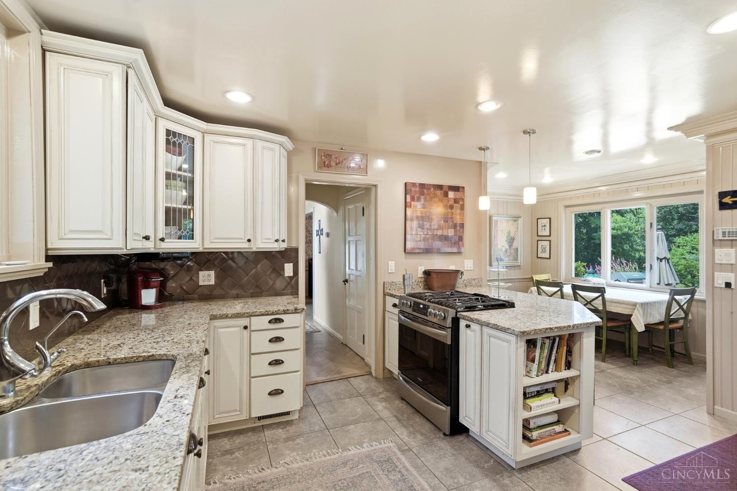 807 Birney Lane