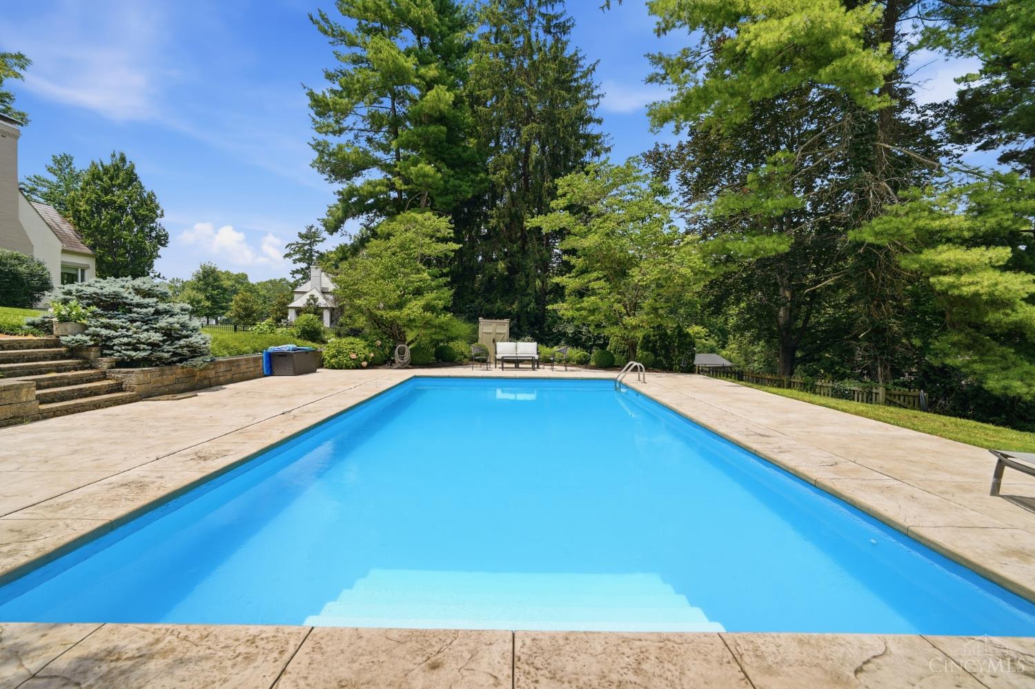 807 Birney Lane