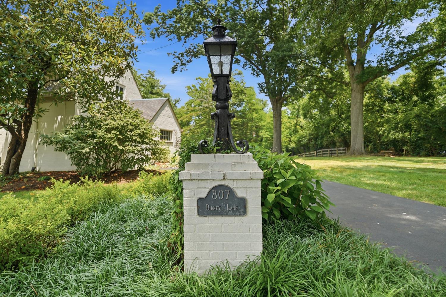 807 Birney Lane