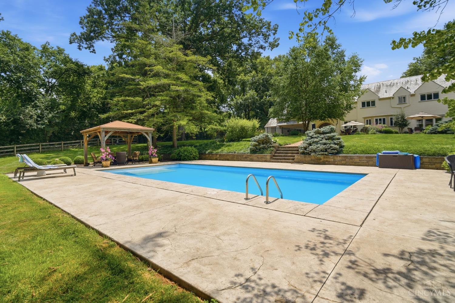 807 Birney Lane