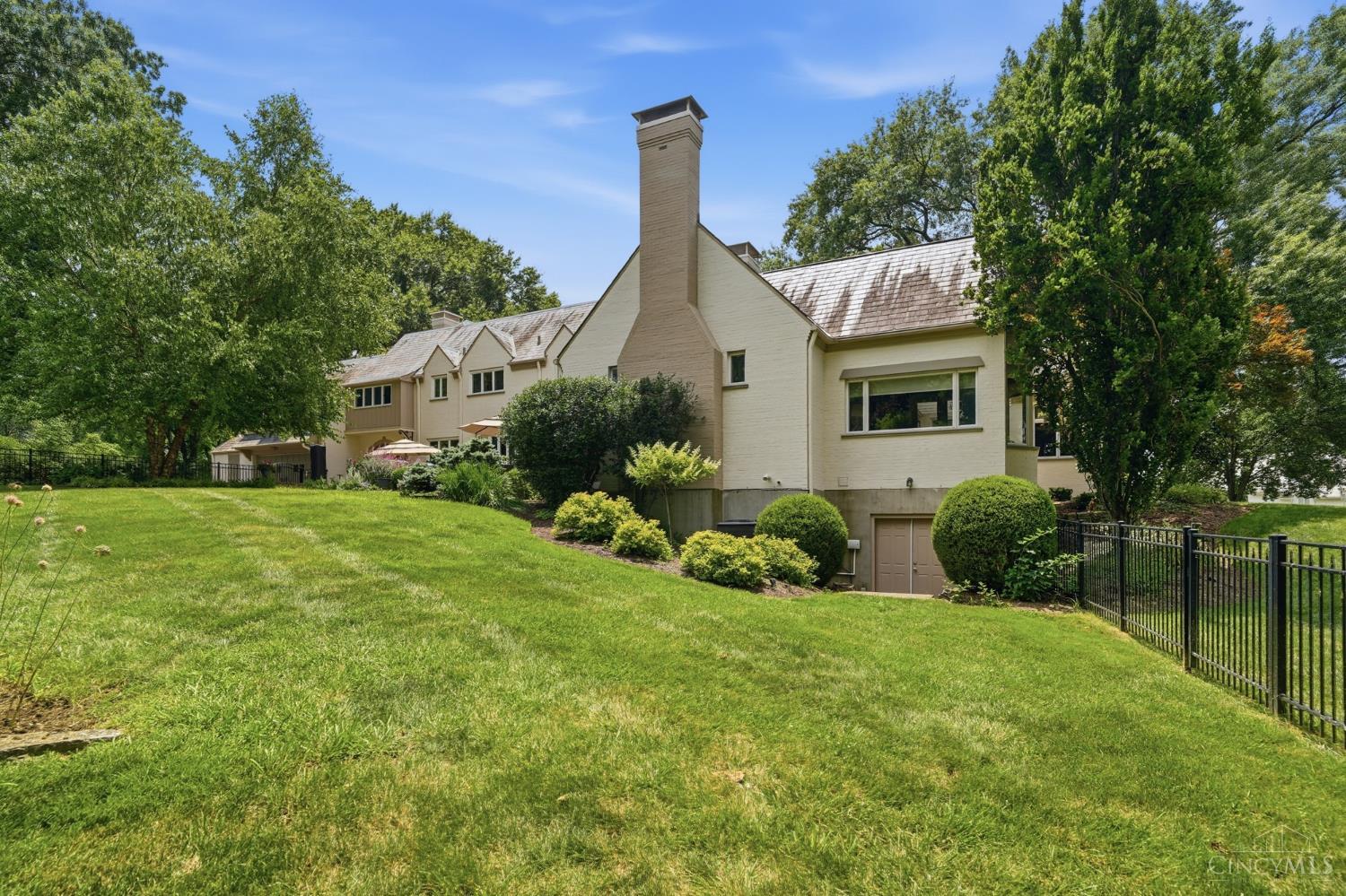 807 Birney Lane
