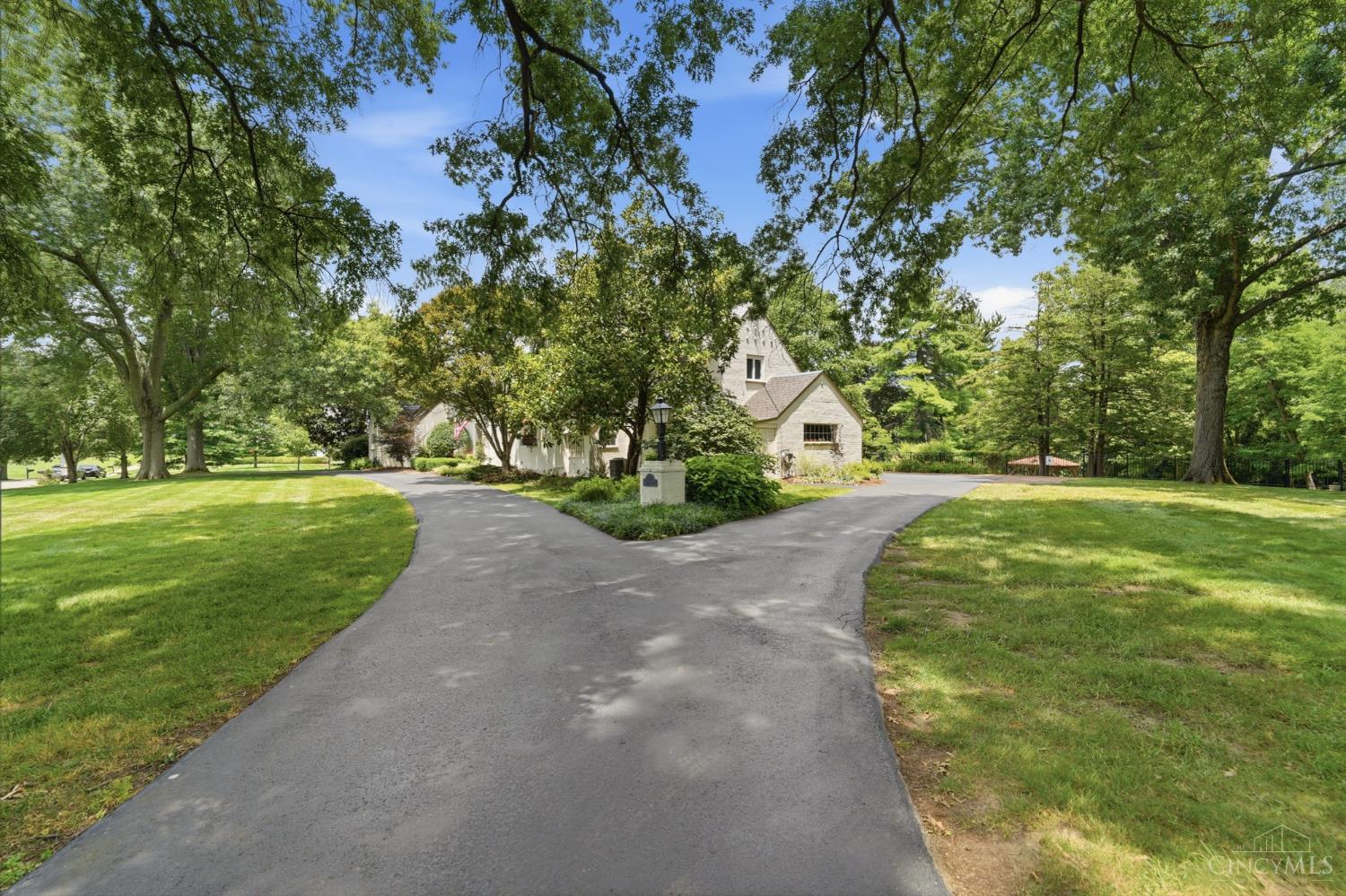 807 Birney Lane