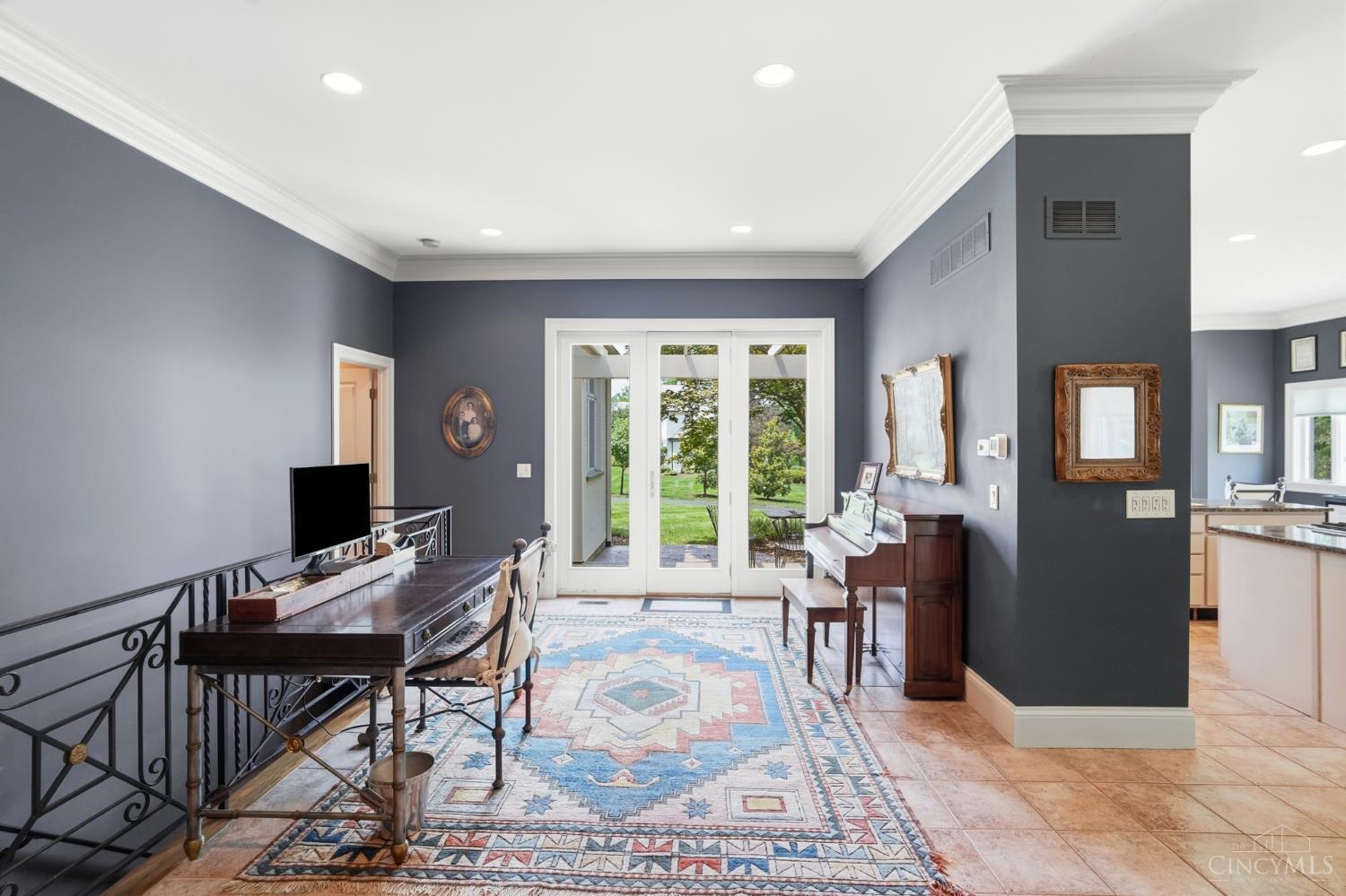807 Birney Lane