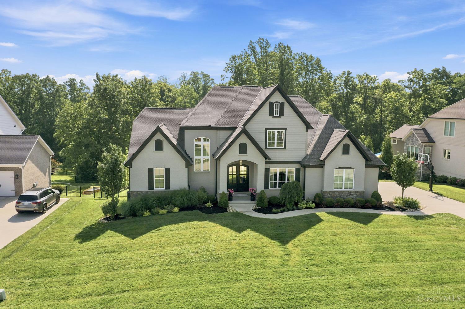 566 Forestedge Drive