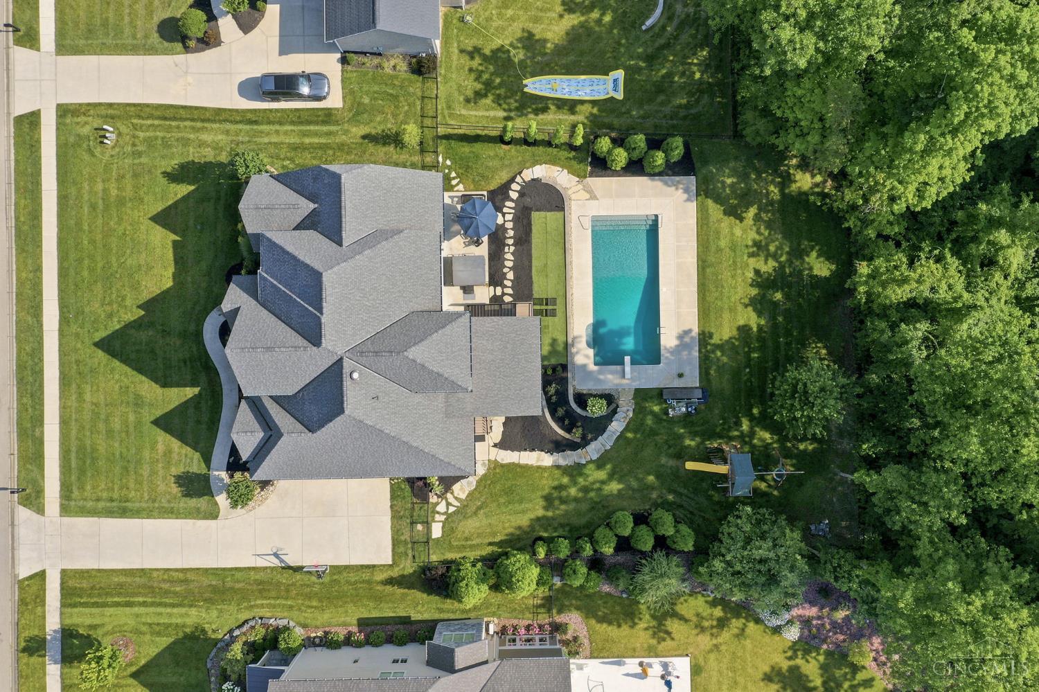 566 Forestedge Drive