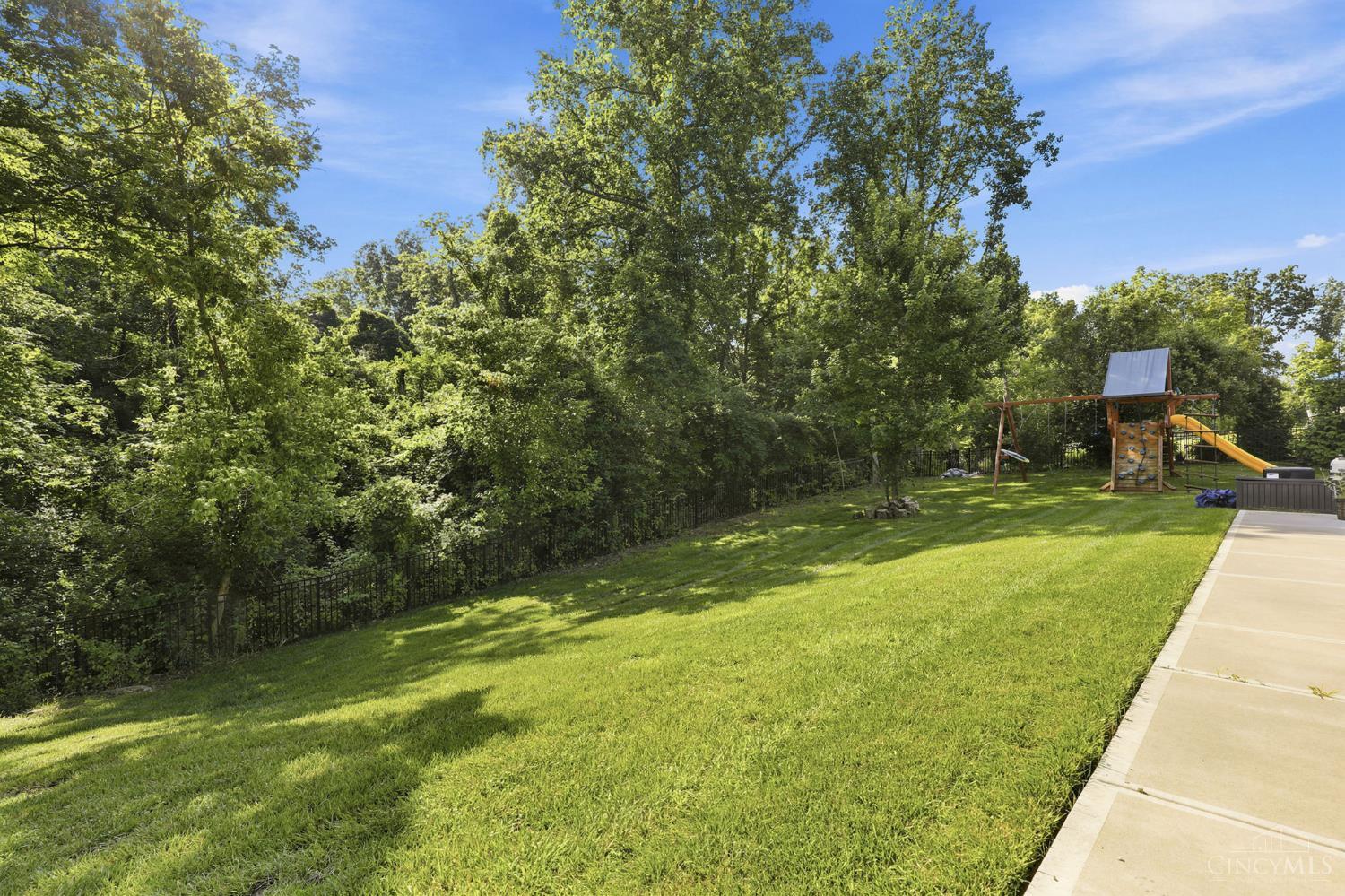 566 Forestedge Drive