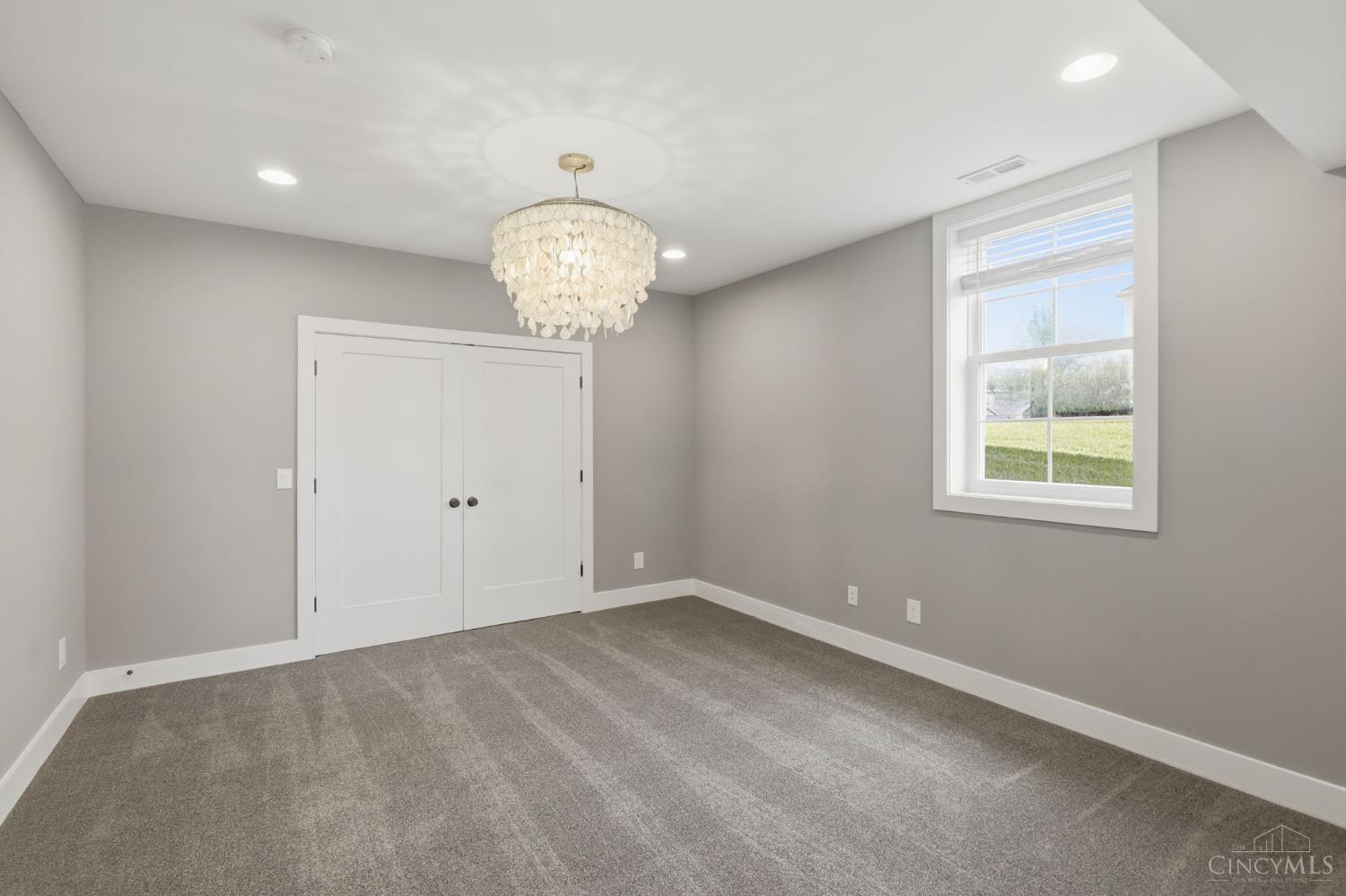 566 Forestedge Drive