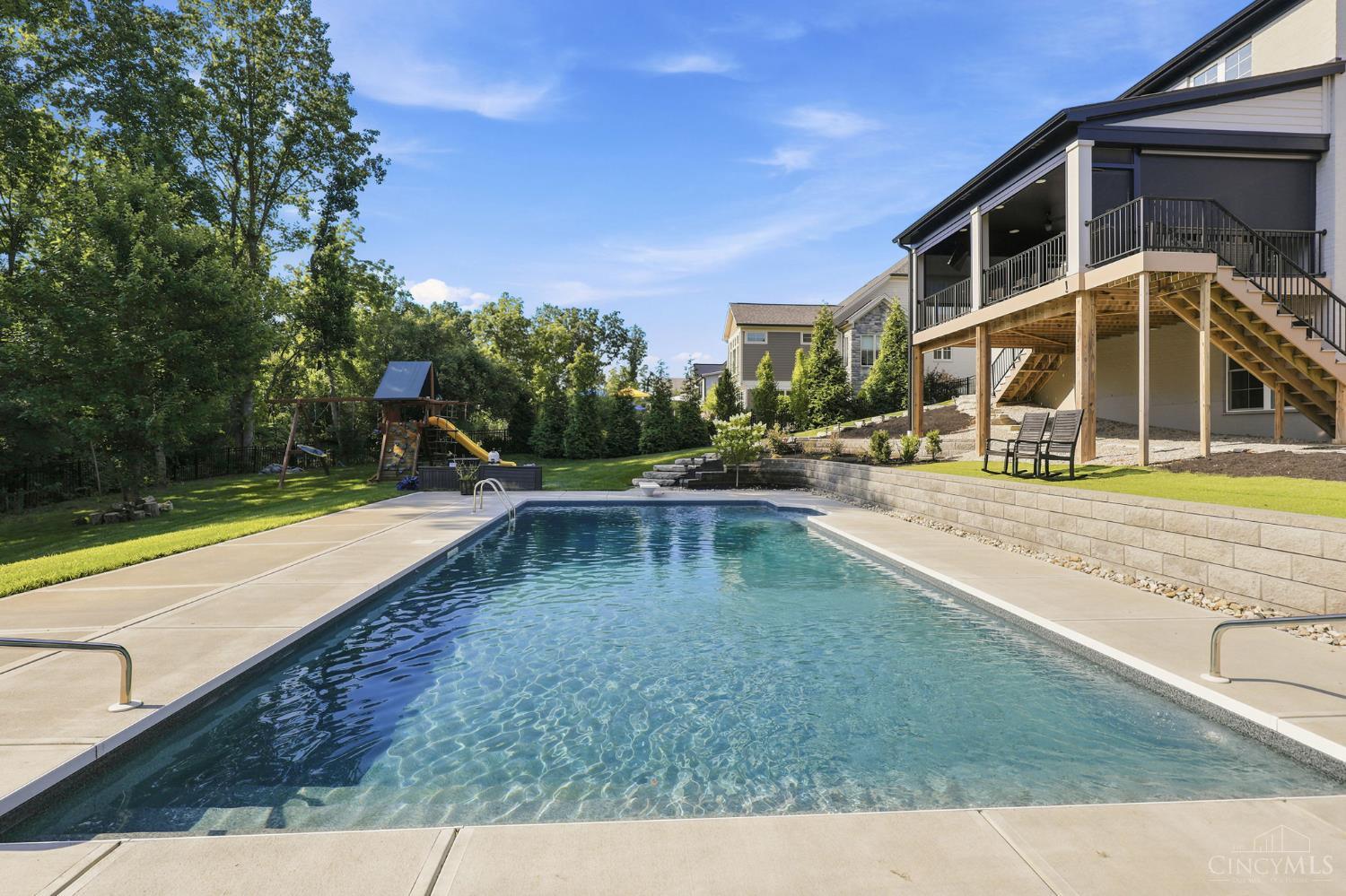 566 Forestedge Drive