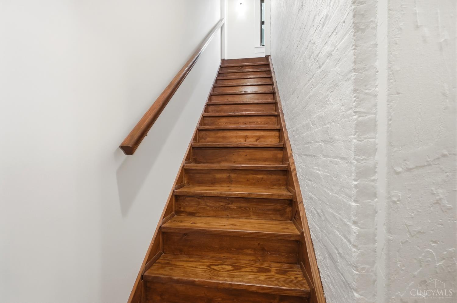154 E McMicken Avenue