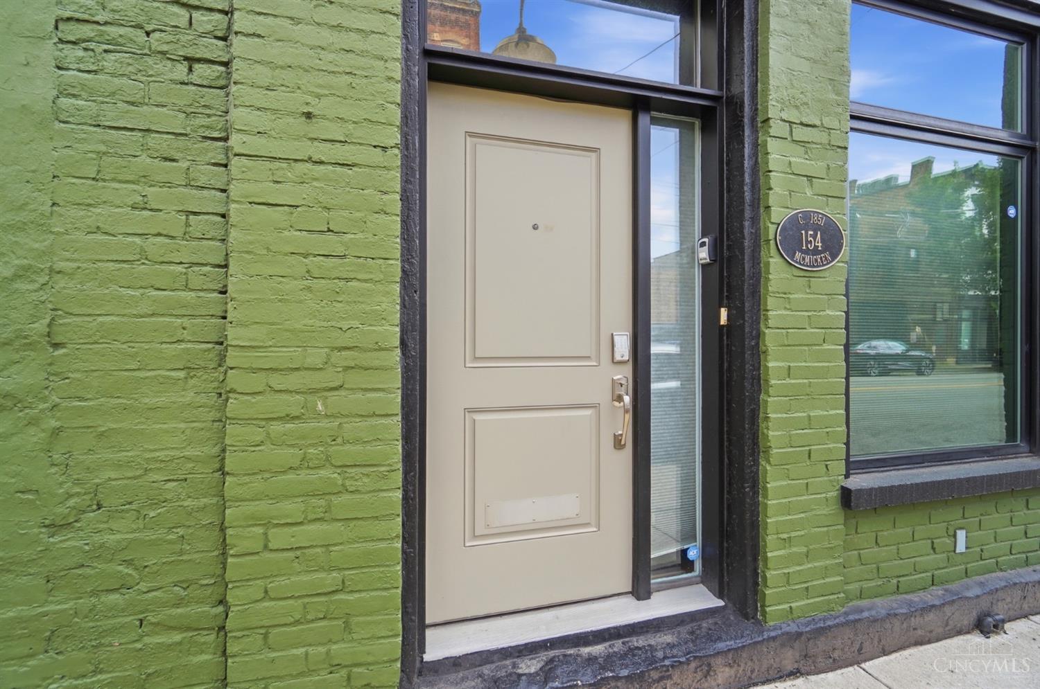 154 E McMicken Avenue
