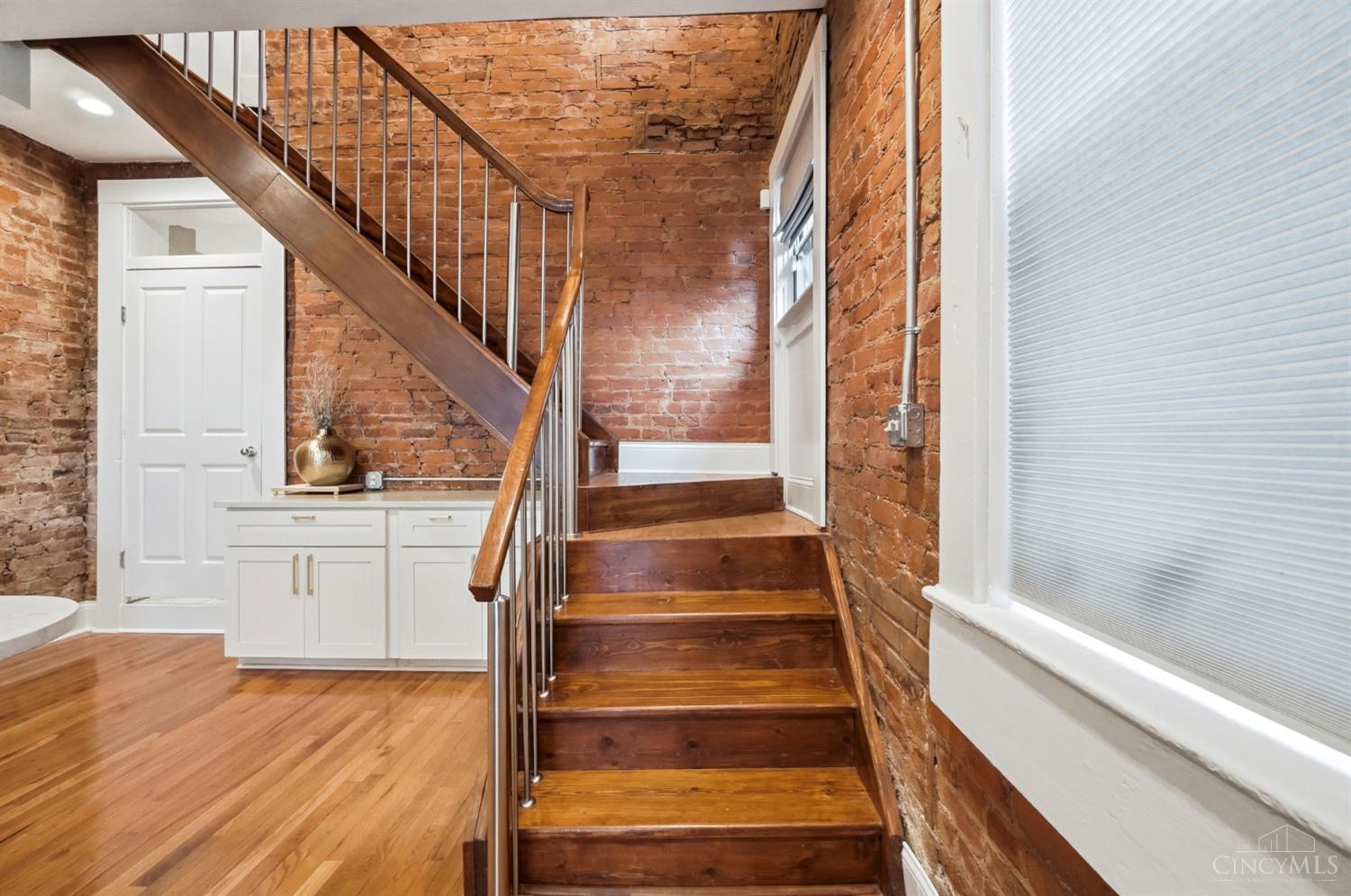 154 E McMicken Avenue