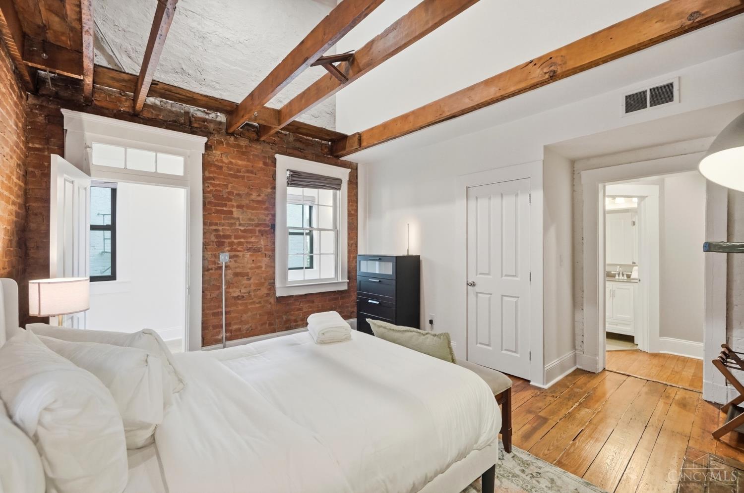 154 E McMicken Avenue