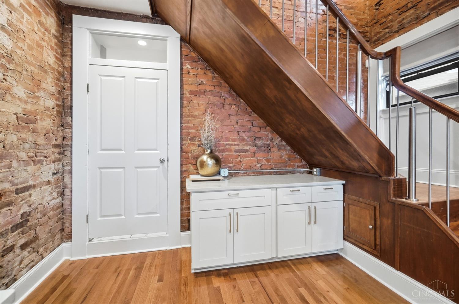 154 E McMicken Avenue