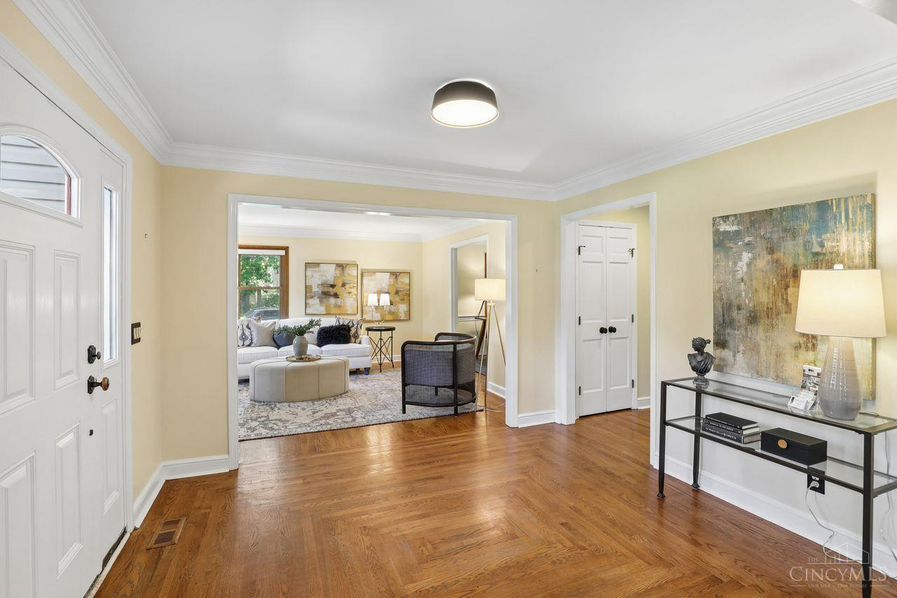 8383 Ellenwoods Drive
