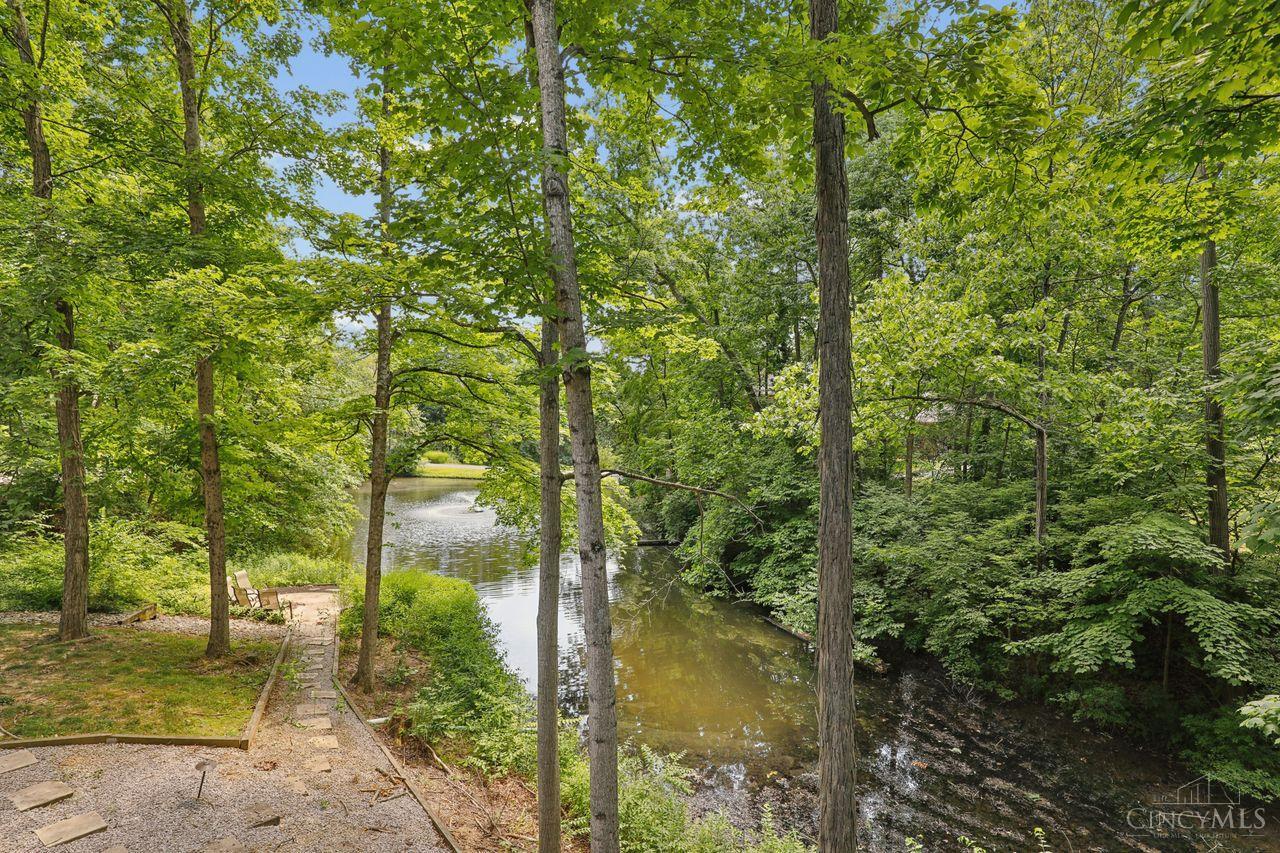 8383 Ellenwoods Drive