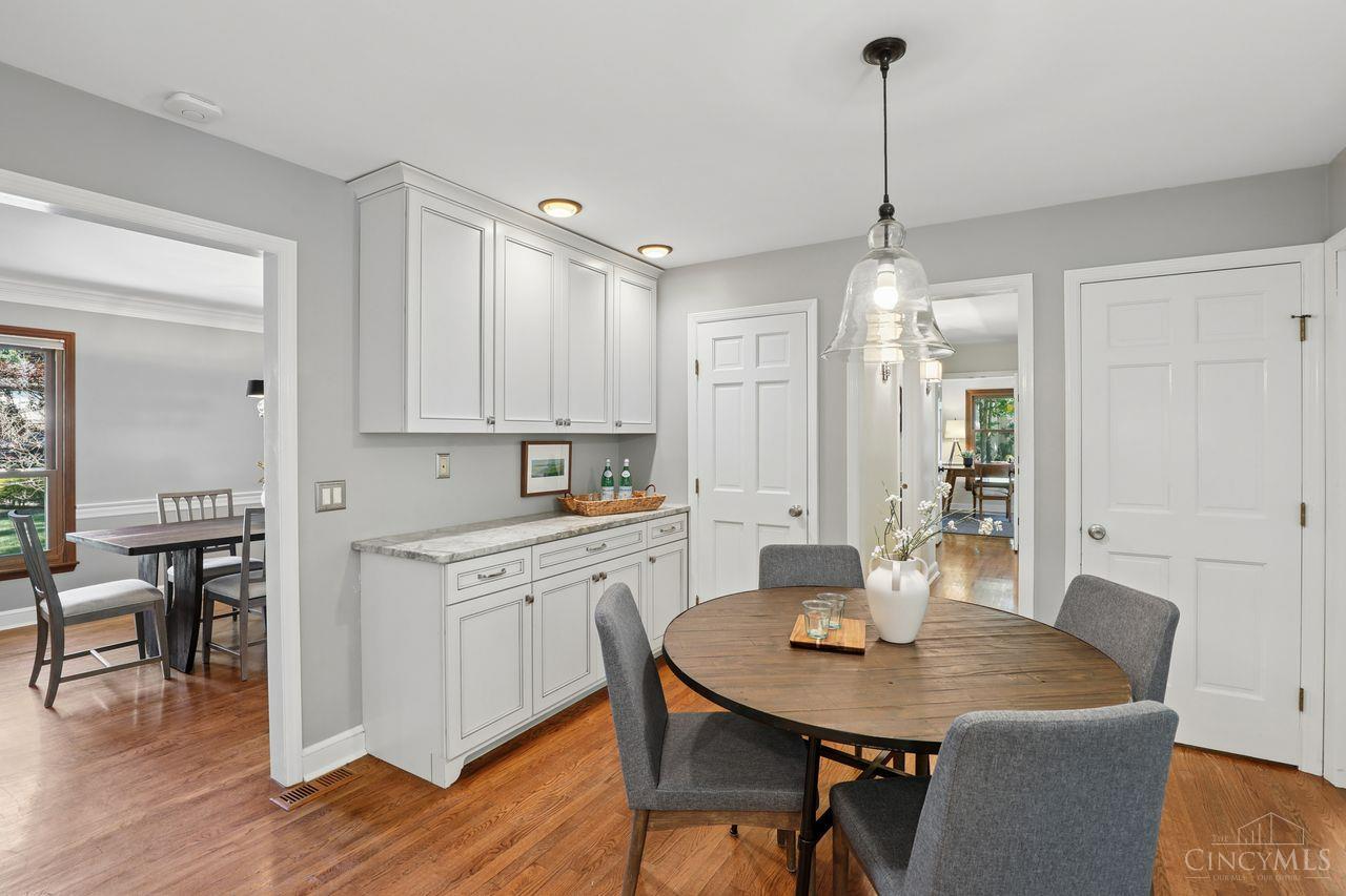 8383 Ellenwoods Drive