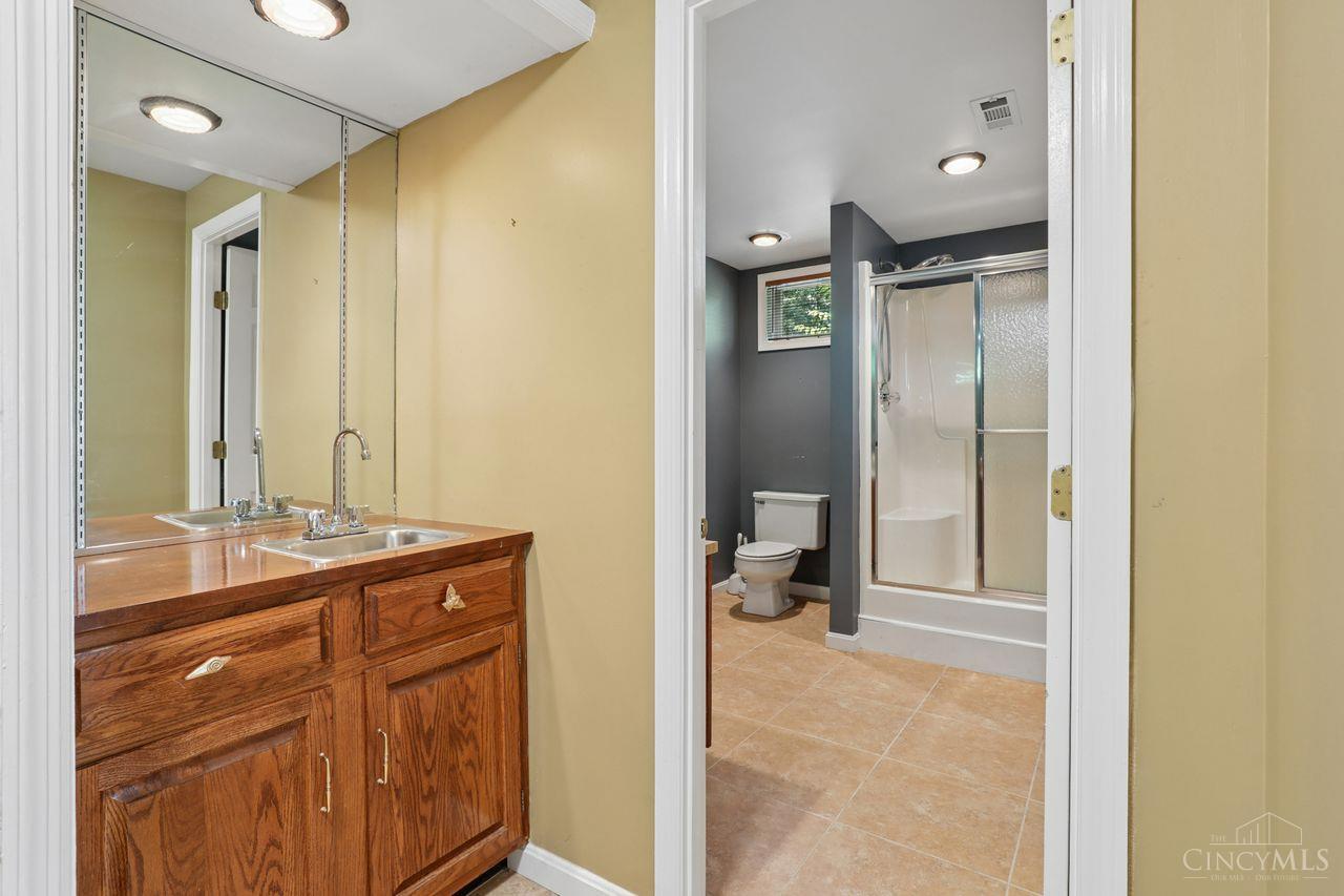 8383 Ellenwoods Drive