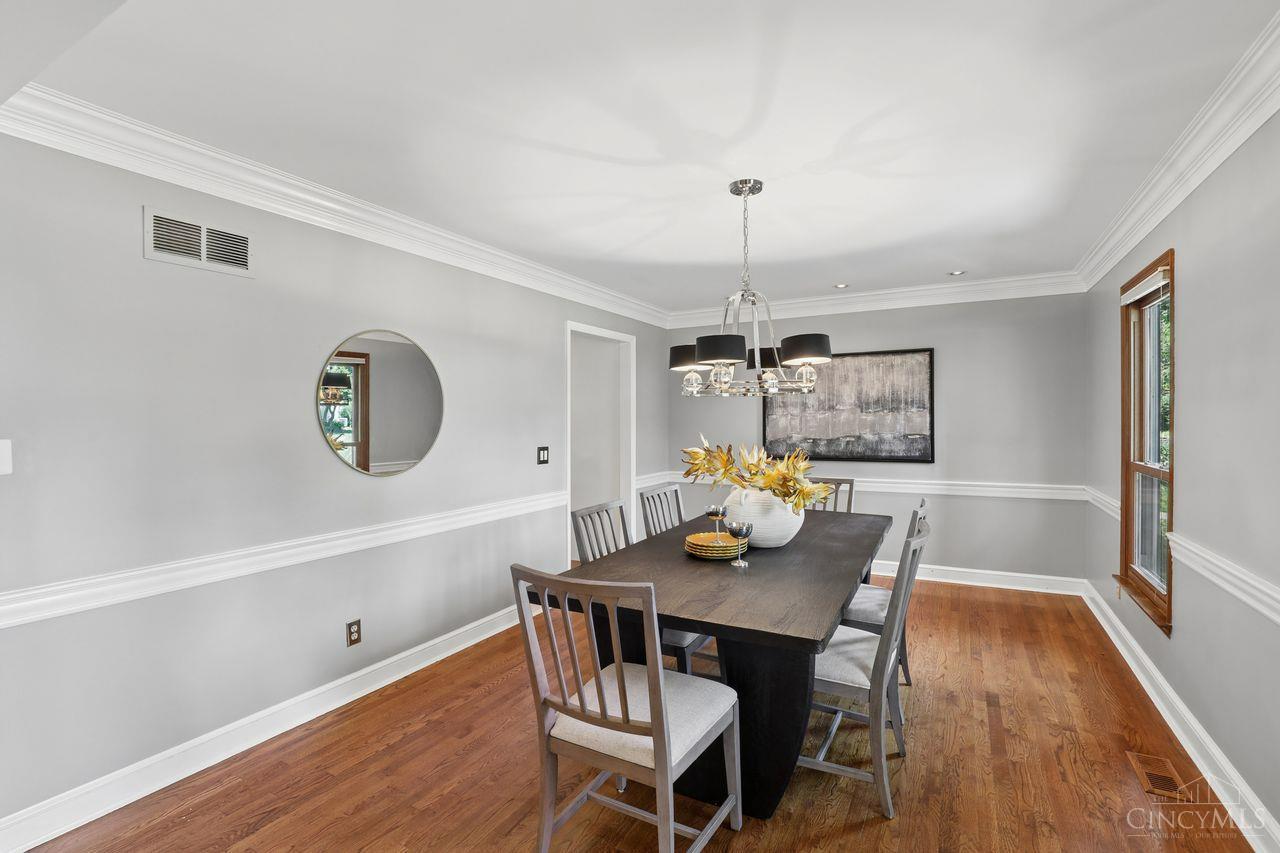 8383 Ellenwoods Drive