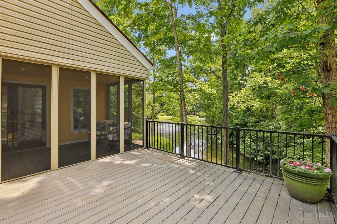 8383 Ellenwoods Drive